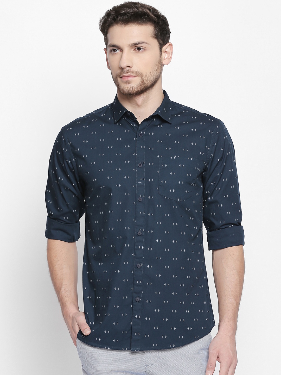 

BYFORD by Pantaloons Men Navy Blue Slim Fit Printed Casual Shirt