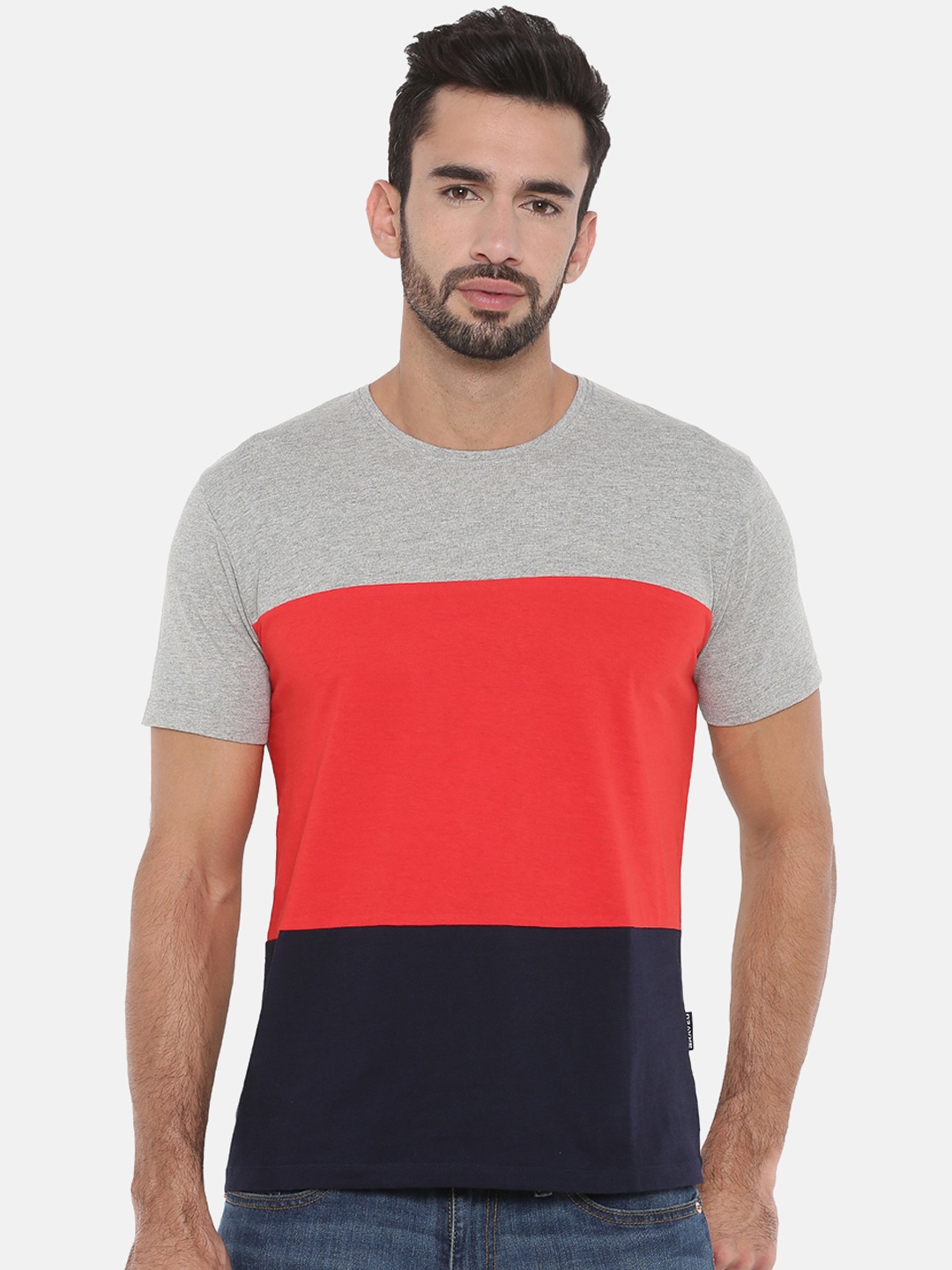 

Braveo Men Grey Melange Colourblocked Round Neck Pure Cotton T-shirt