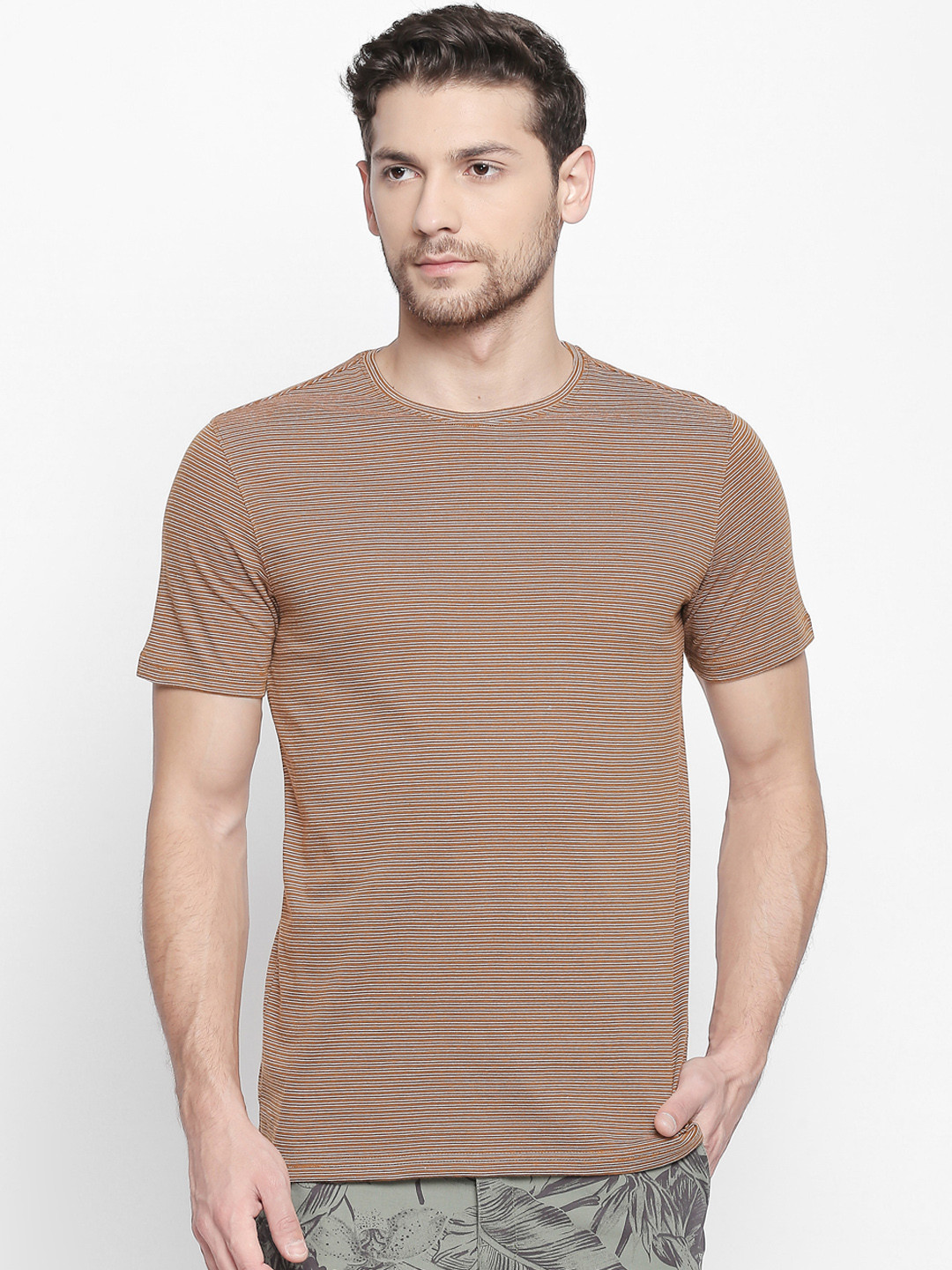 

BYFORD by Pantaloons Men Mustard Brown & Of-White Striped Round Neck T-shirt
