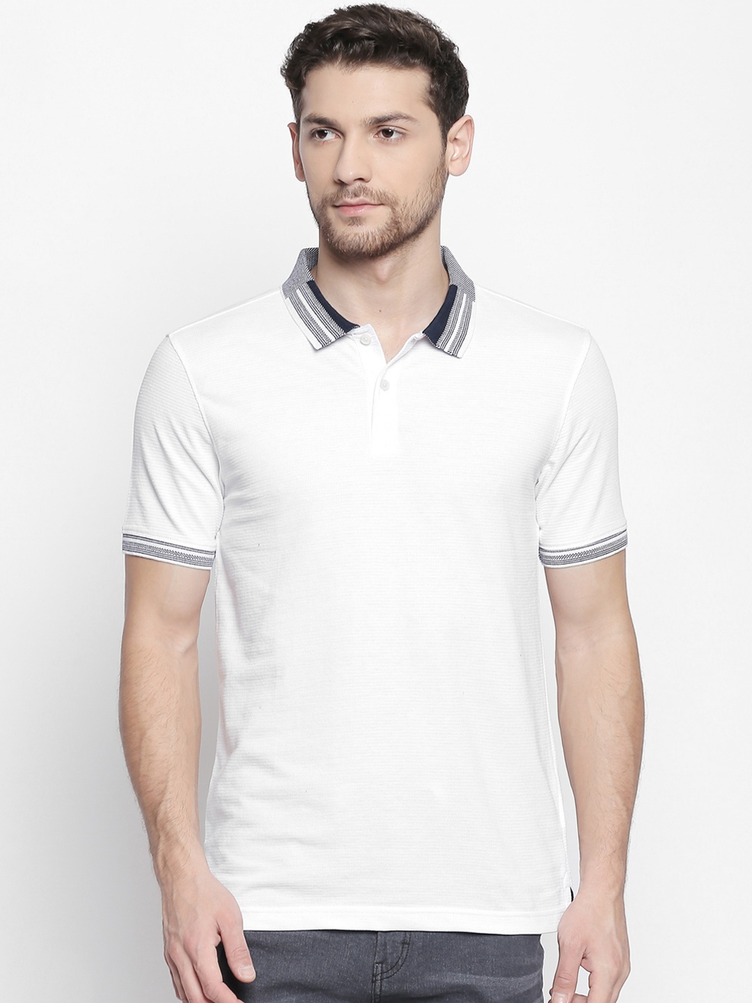 

BYFORD by Pantaloons Men White Slim Fit Solid Polo Collar T-shirt