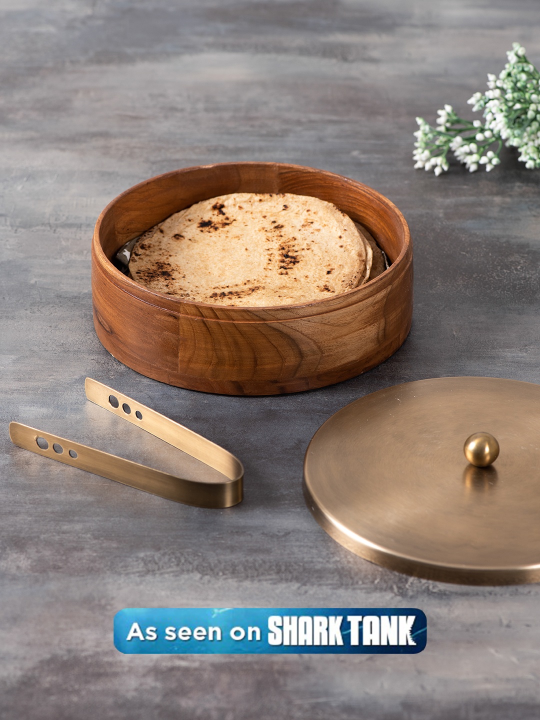 

nestroots Brown Mango Wood Chapati Box With Copper-Toned Lid & Tong