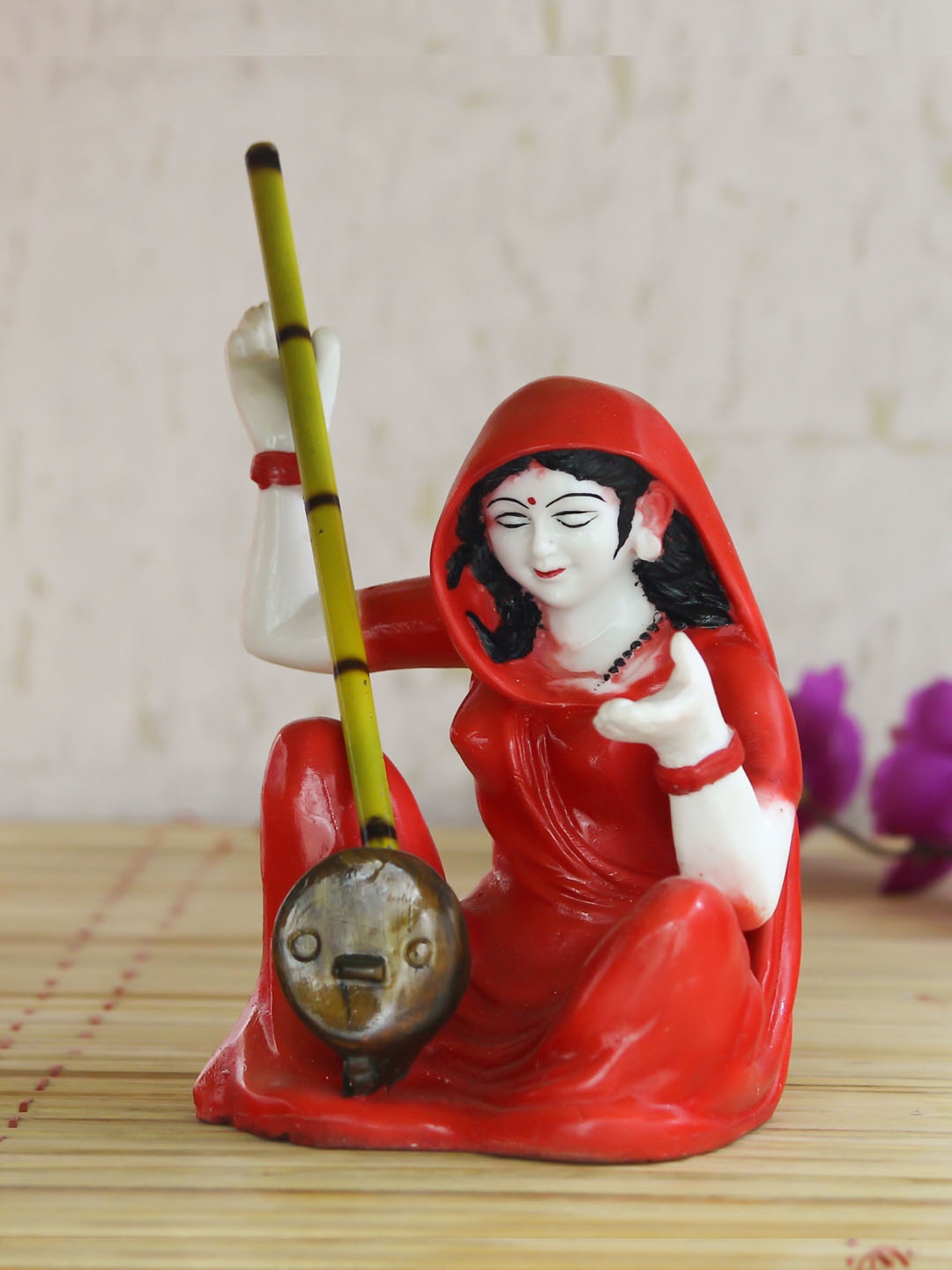 

eCraftIndia Red & White Handcrafted Meerabai Playing Musical Instrument Showpiece