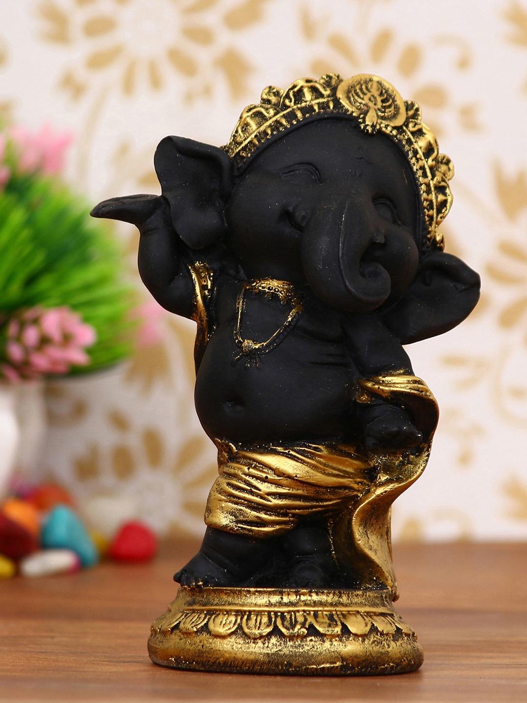 

eCraftIndia Black & Gold-Toned Handcrafted Lord Ganesha Dancing Avatar Showpiece