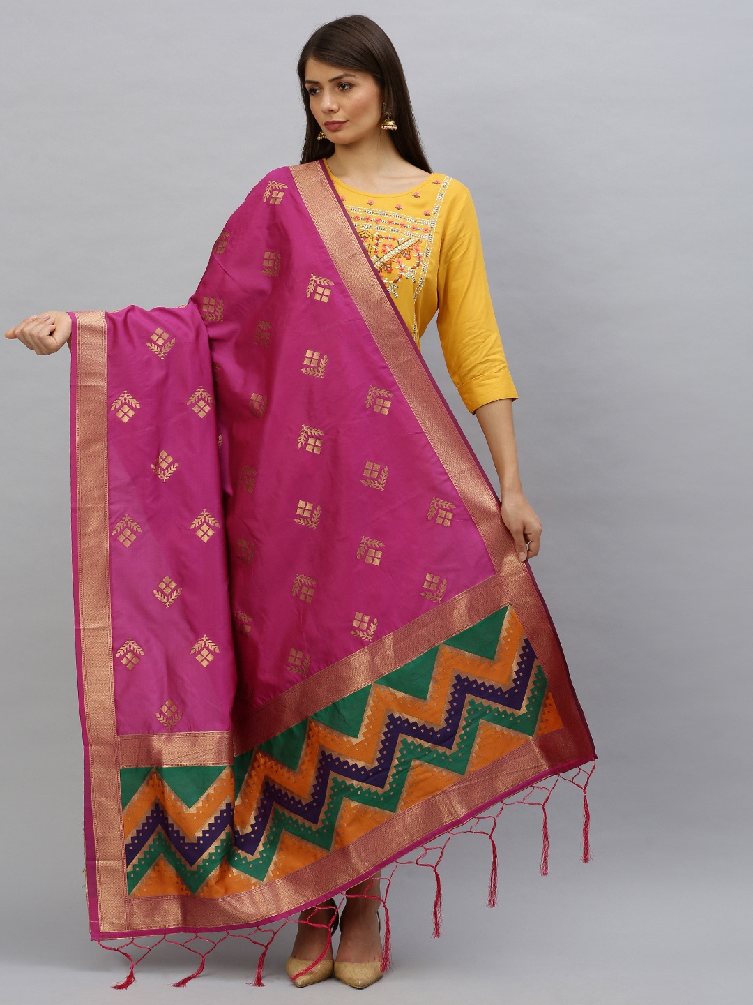 

MIMOSA Pink & Gold-Coloured Banarasi Woven Design Dupatta