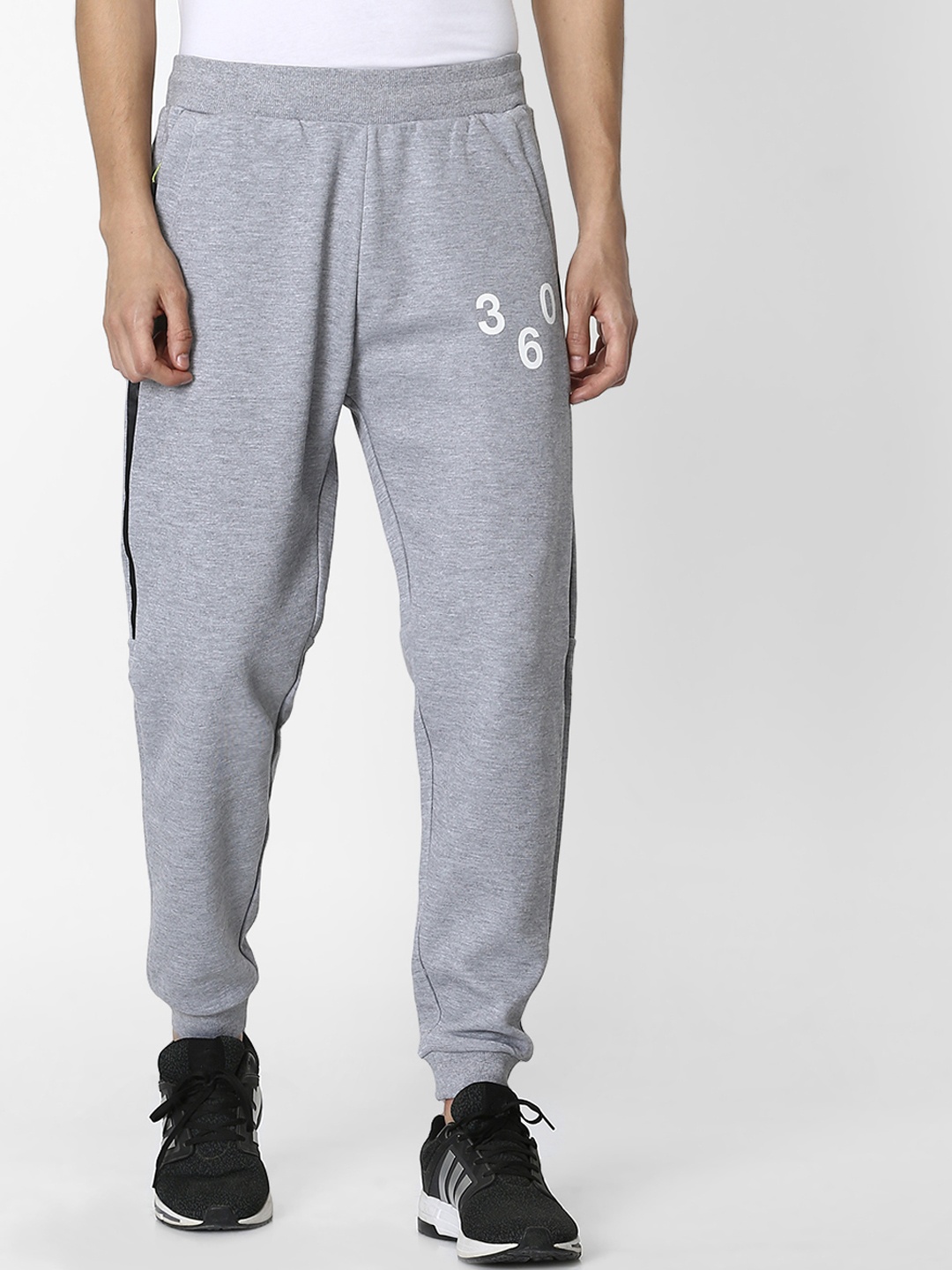 

Celio Men Grey Melange Solid Straight-Fit Joggers