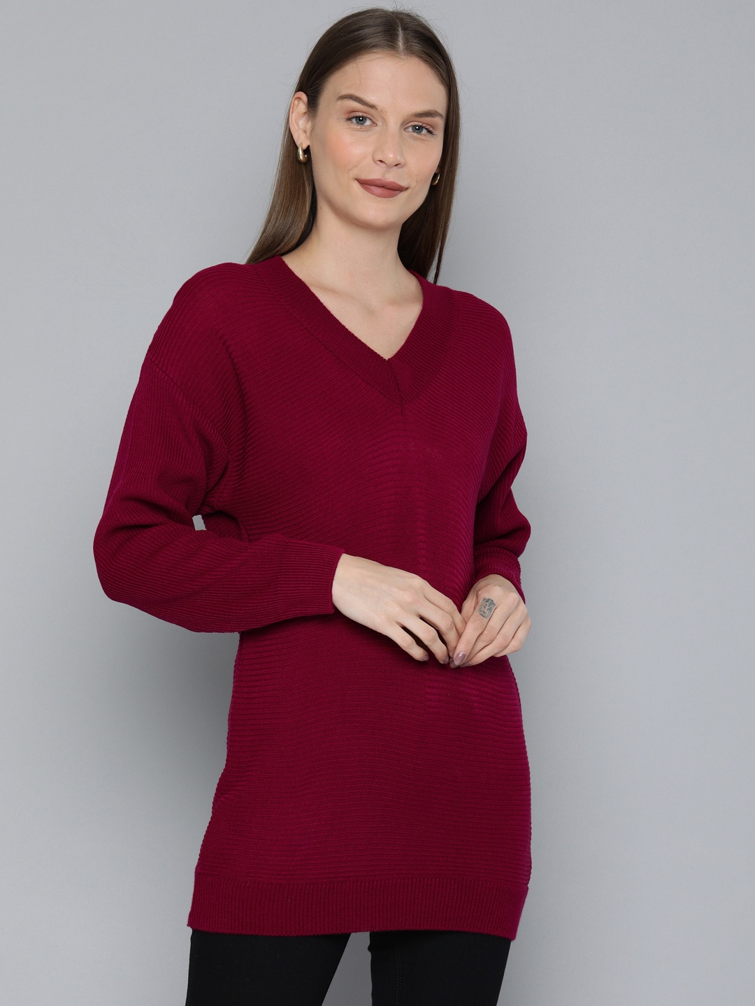 

Chemistry Women Red Solid Pullover Sweater