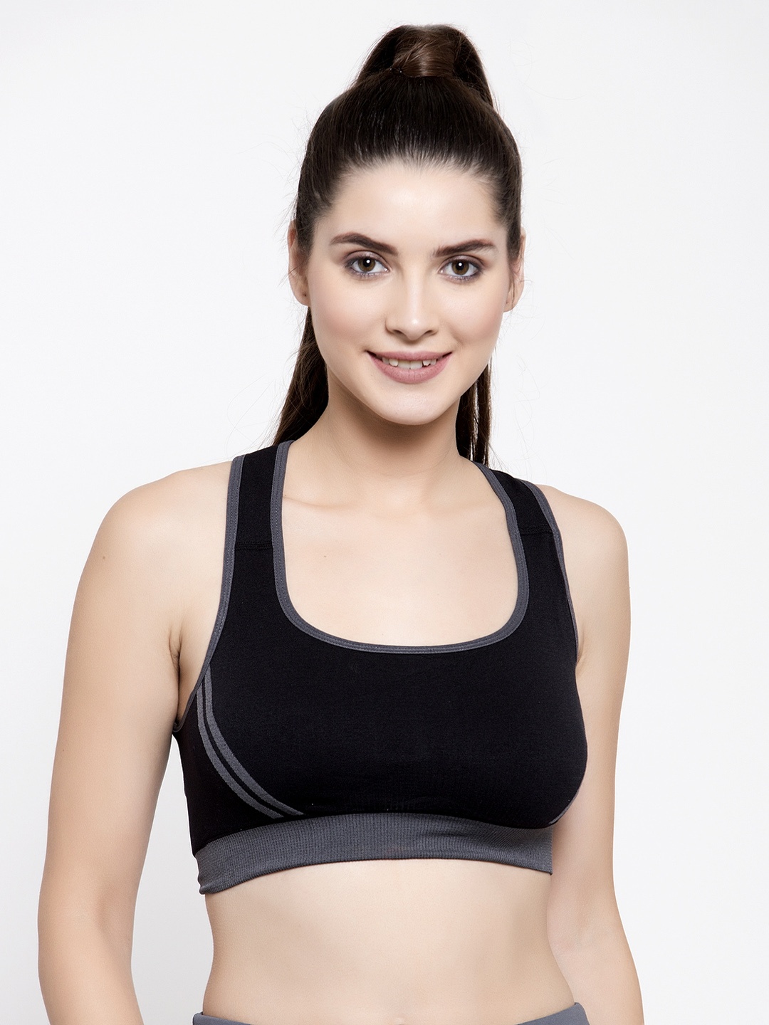 

GRACIT Black Solid Non-Wired Lightly Padded Sports Bra PW3601-01-30B