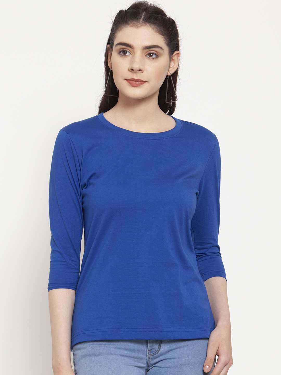 

Friskers Women Blue Solid Round Neck T-shirt
