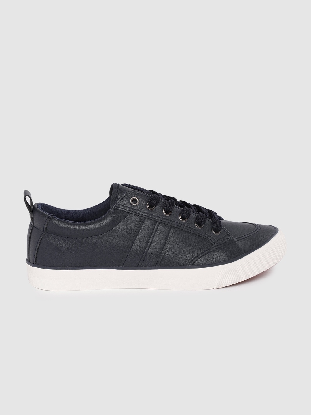 

Roadster Men Navy Blue Solid Sneakers