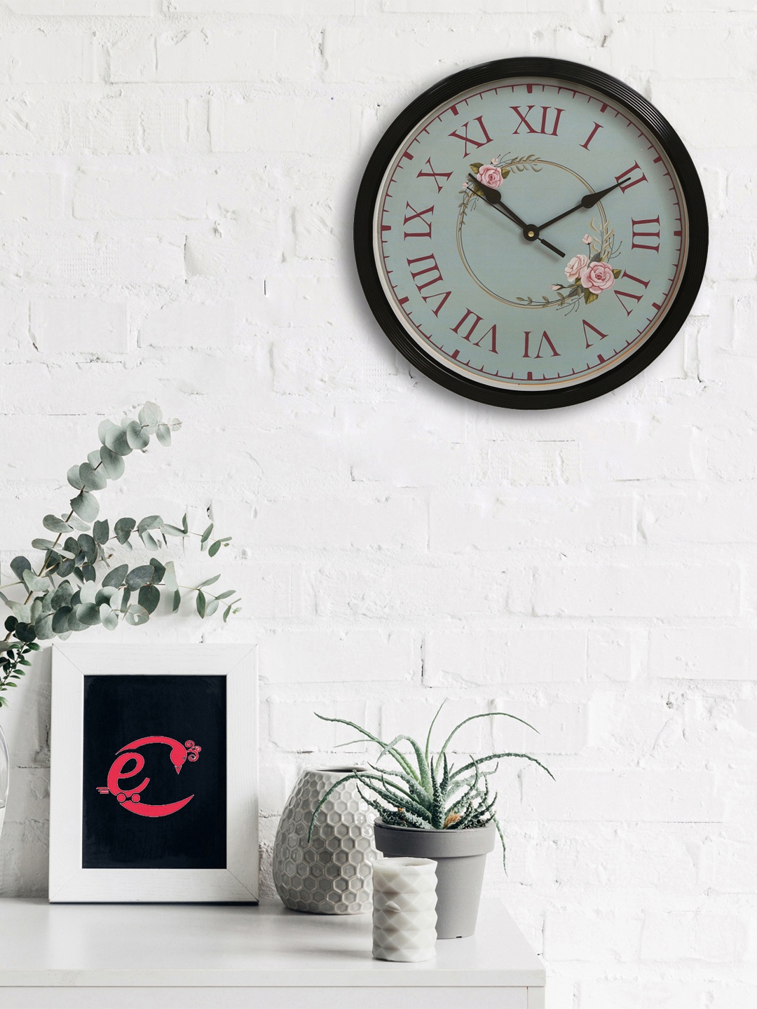 

eCraftIndia Black Printed Round Vintage Analogue Wall Clock