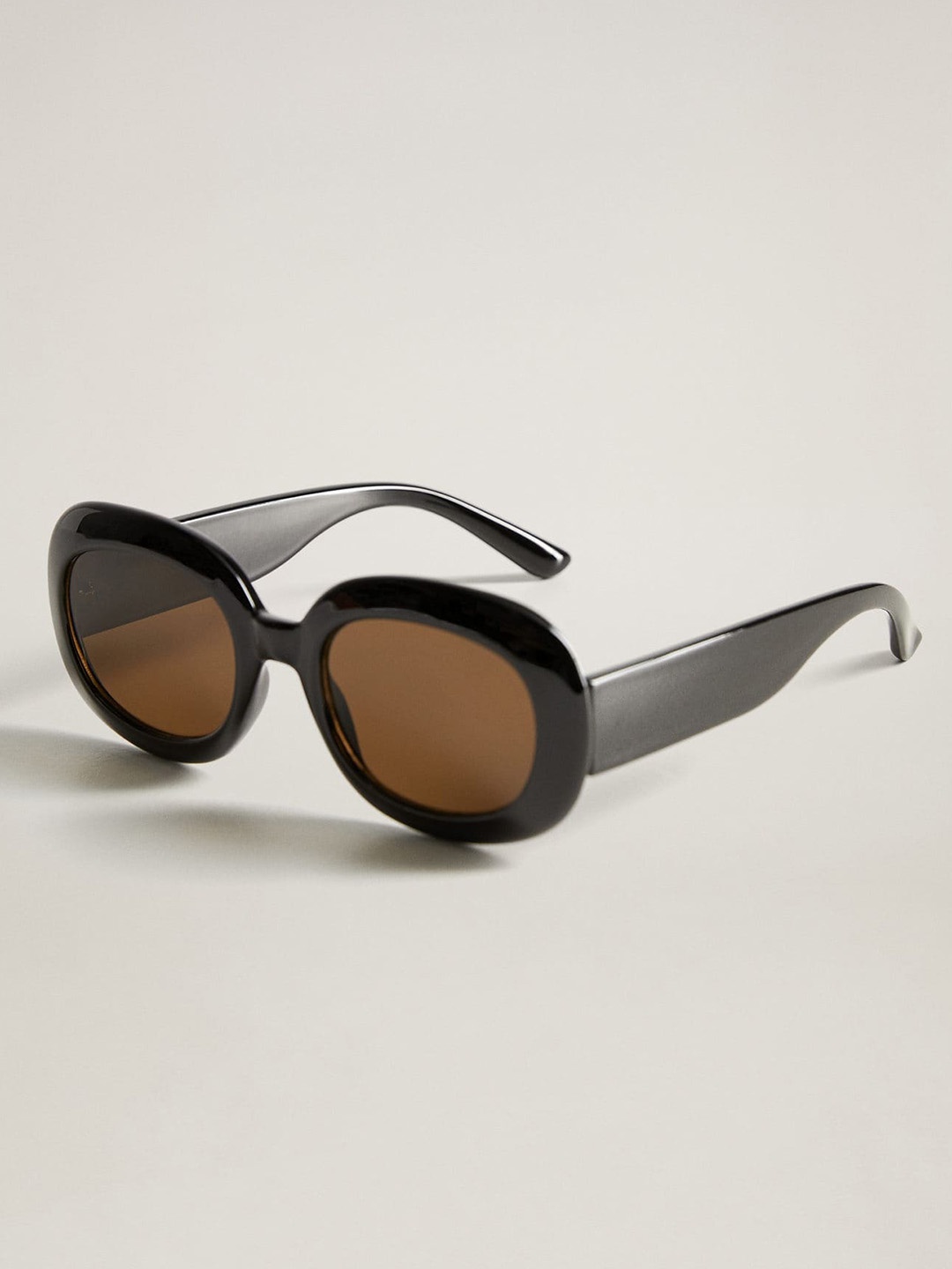 

MANGO Women Square Sunglasses 67012887, Black