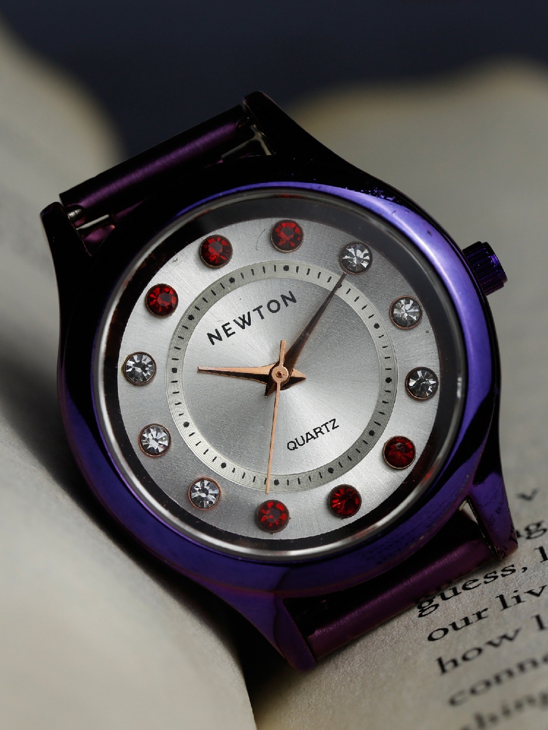 

Newton Women Purple & Silver-Toned Analogue Watch W00181
