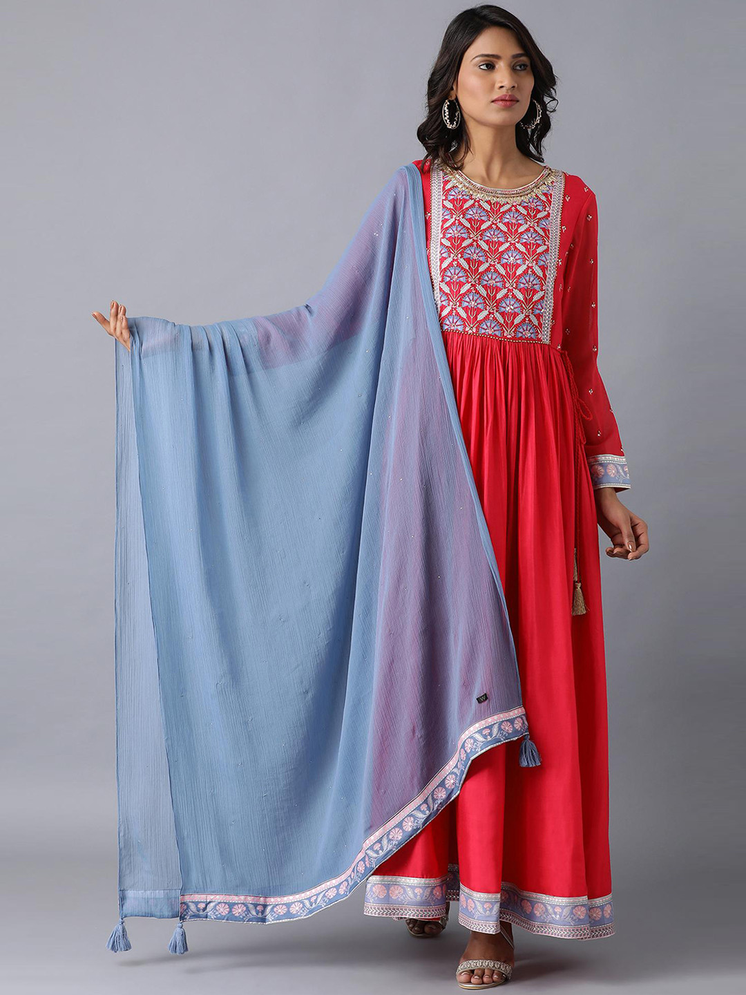 

WISHFUL Women Blue Solid Chiffon Dupatta