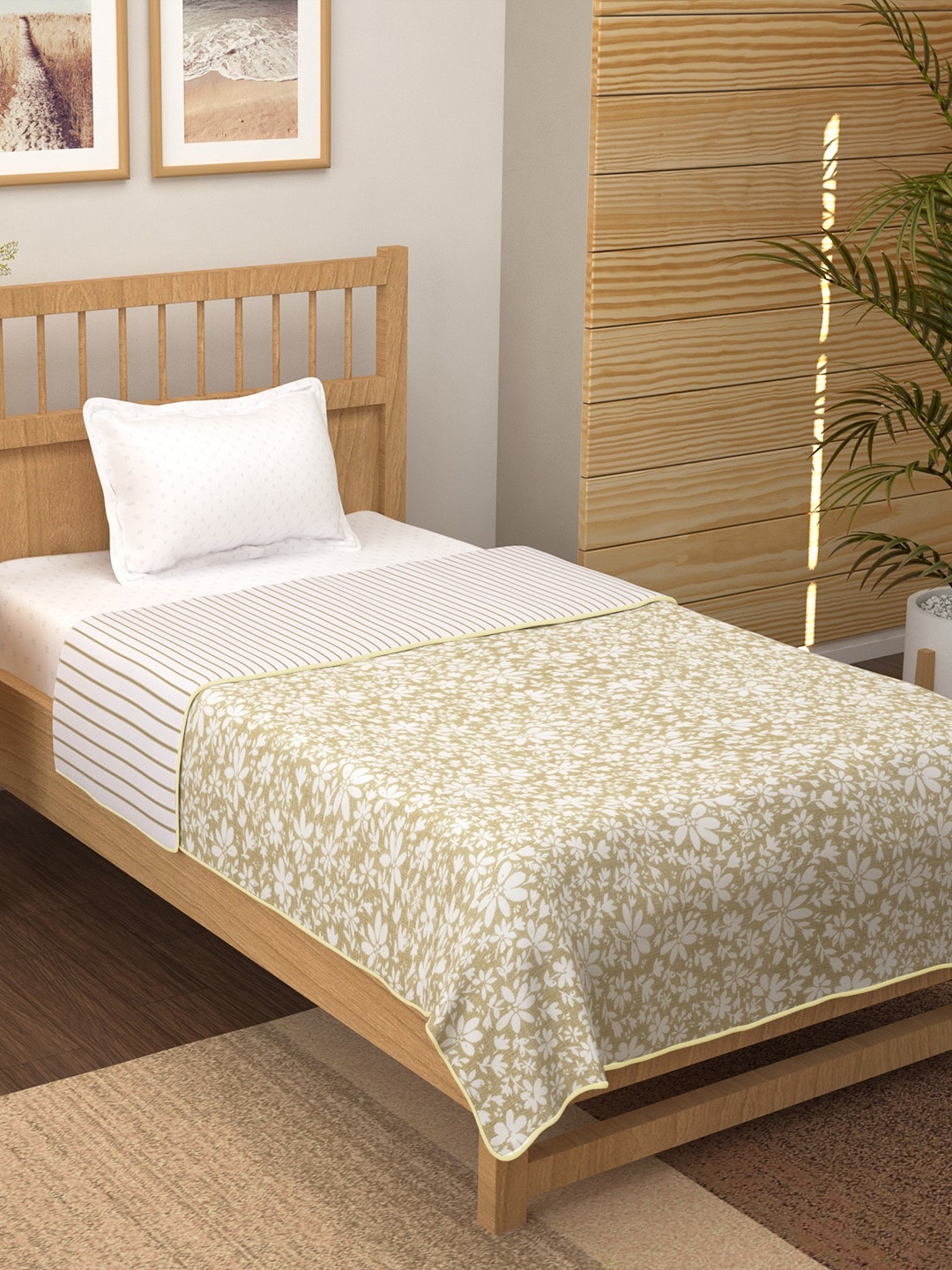 

Story@home Beige & Off-White Floral Mild Winter 150 GSM Single Bed Dohar