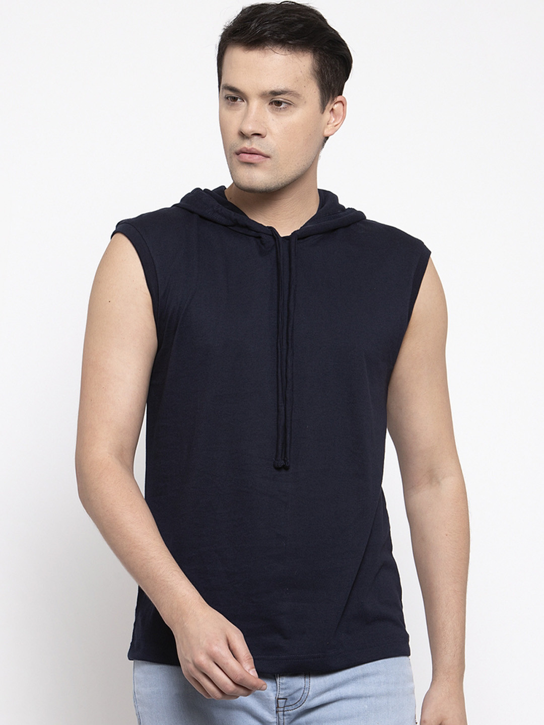 

Friskers Men Navy Blue Solid Hooded T-shirt