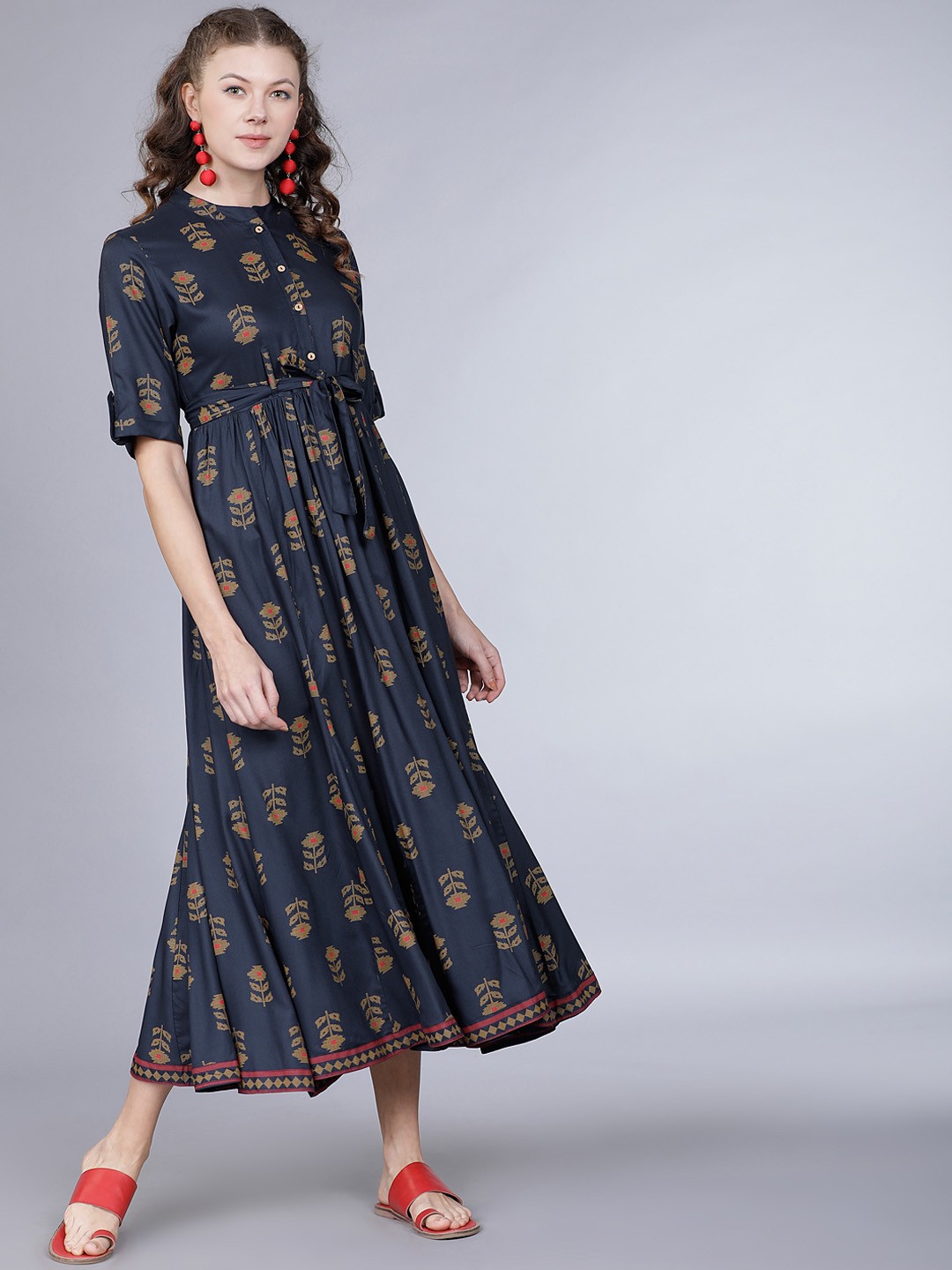 

Vishudh Women Navy Blue & Gold-Coloured Printed Shirt Dress