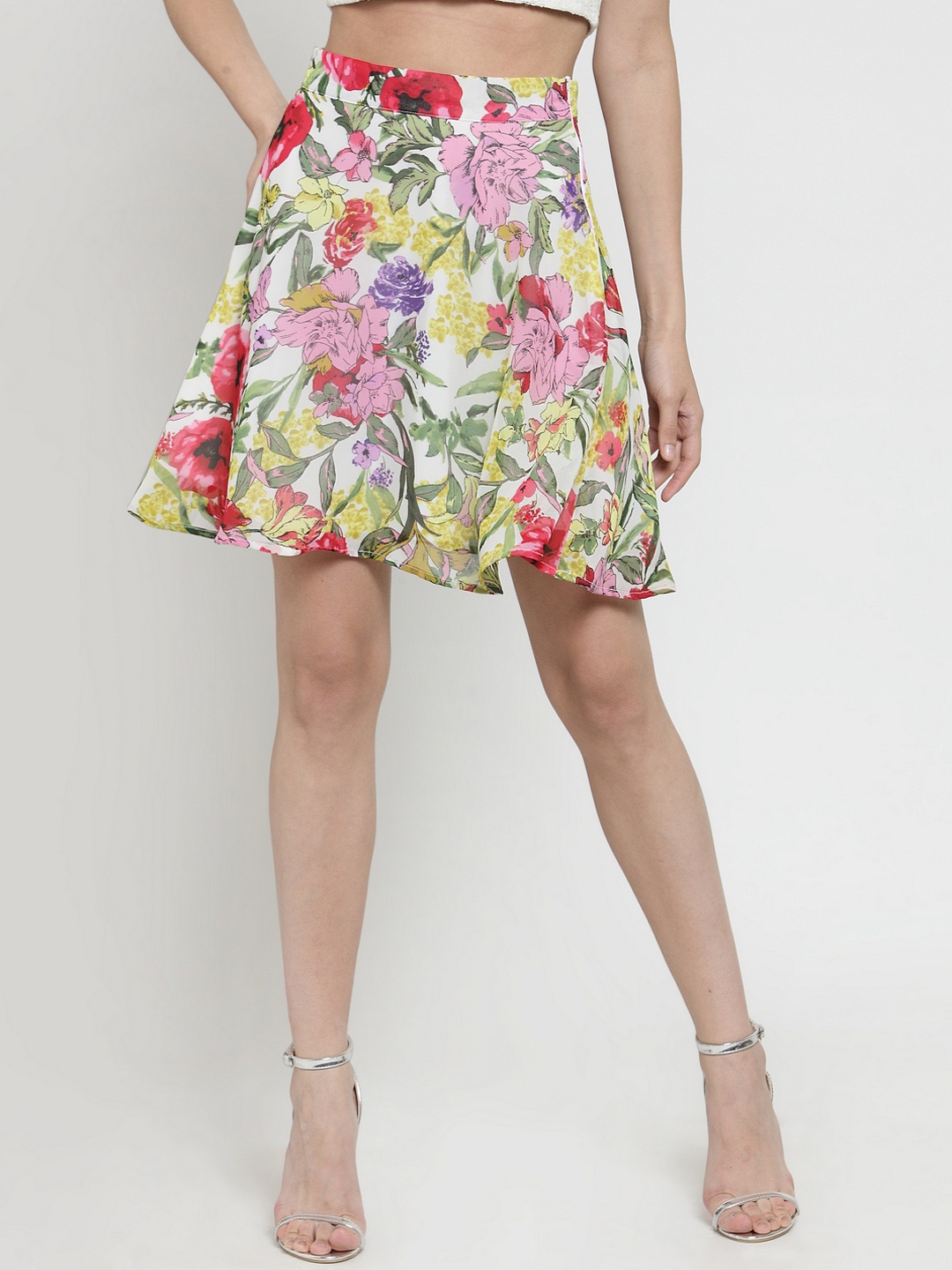 

Sera Women White & Pink Floral Printed Flared Mini Skirt