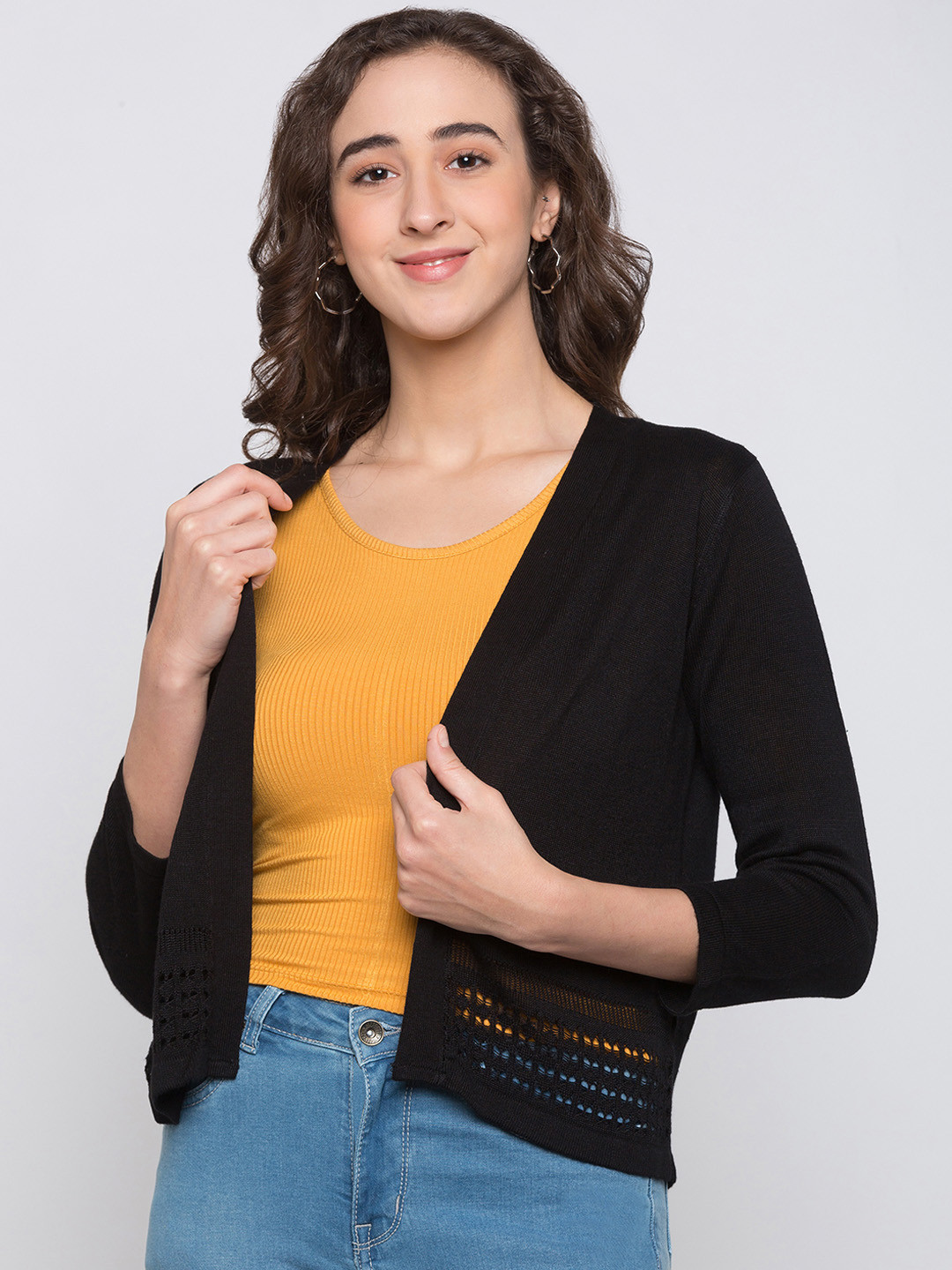 

Globus Women Black Solid Open Front Shrug