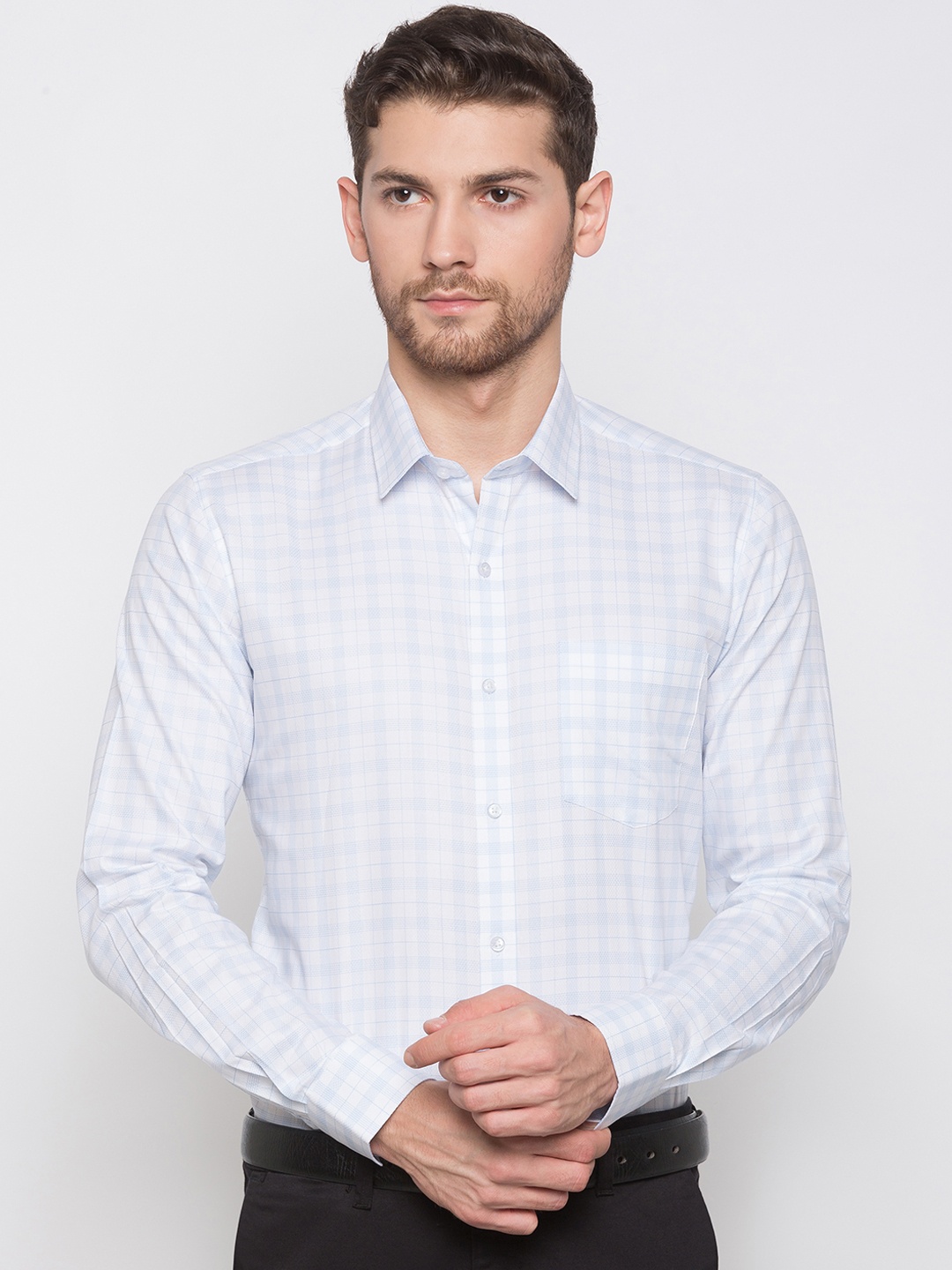 

Globus Men White Regular Fit Checked Formal Shirt