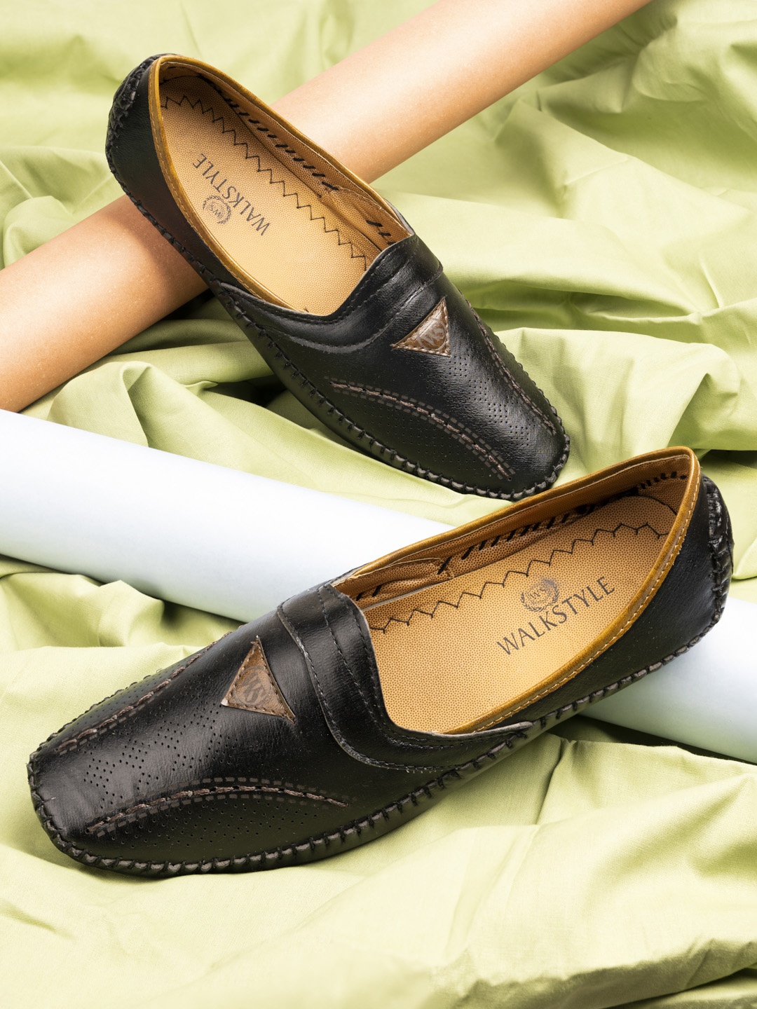 

Walkstyle By El Paso Men Black Mojaris