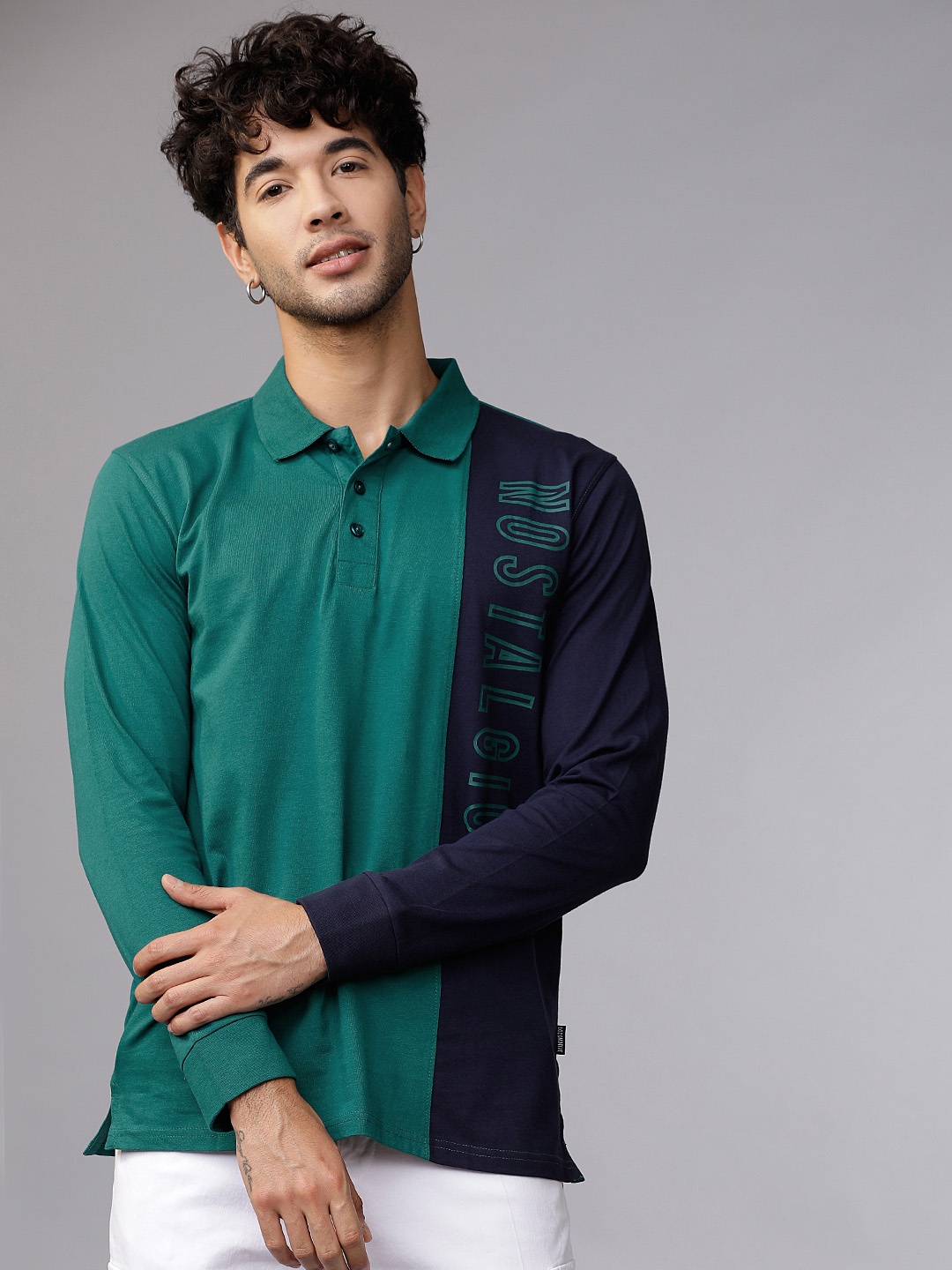 

LOCOMOTIVE Men Navy Blue & Green Colourblocked Polo Collar T-shirt