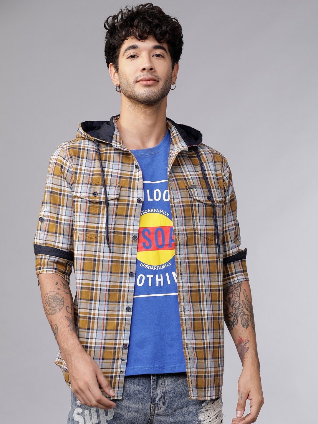 

LOCOMOTIVE Men Khaki & White Slim Fit Checked Casual Shirt