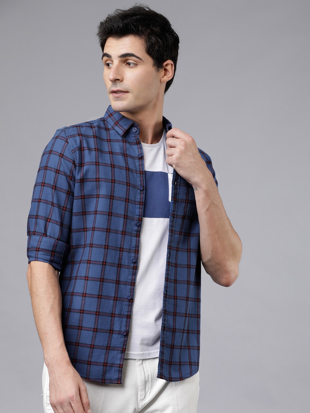 

HIGHLANDER Men Blue & Black Slim Fit Checked Casual Shirt