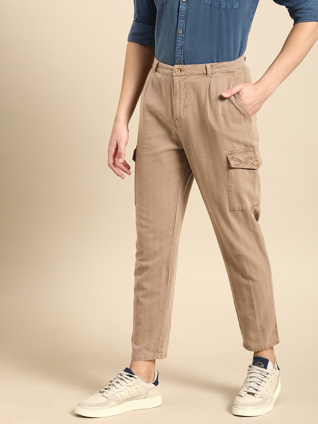 

ether Men Khaki Regular Fit Solid Sustainable Natural Dyed Sustainable Cargos