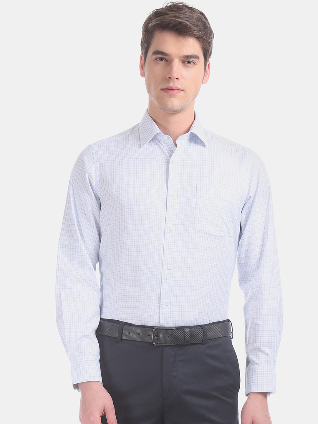 

Arrow Men White & Blue Regular Fit Checked Formal Shirt