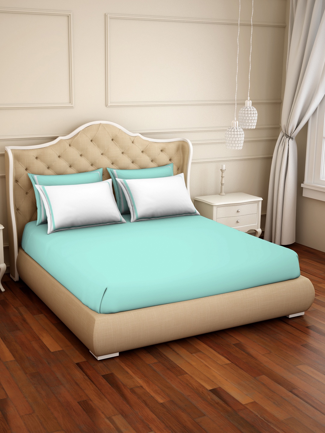 

SPACES Turquoise Blue Solid 300 TC Cotton Hygro 1 King Bedsheet with 4 Pillow Covers