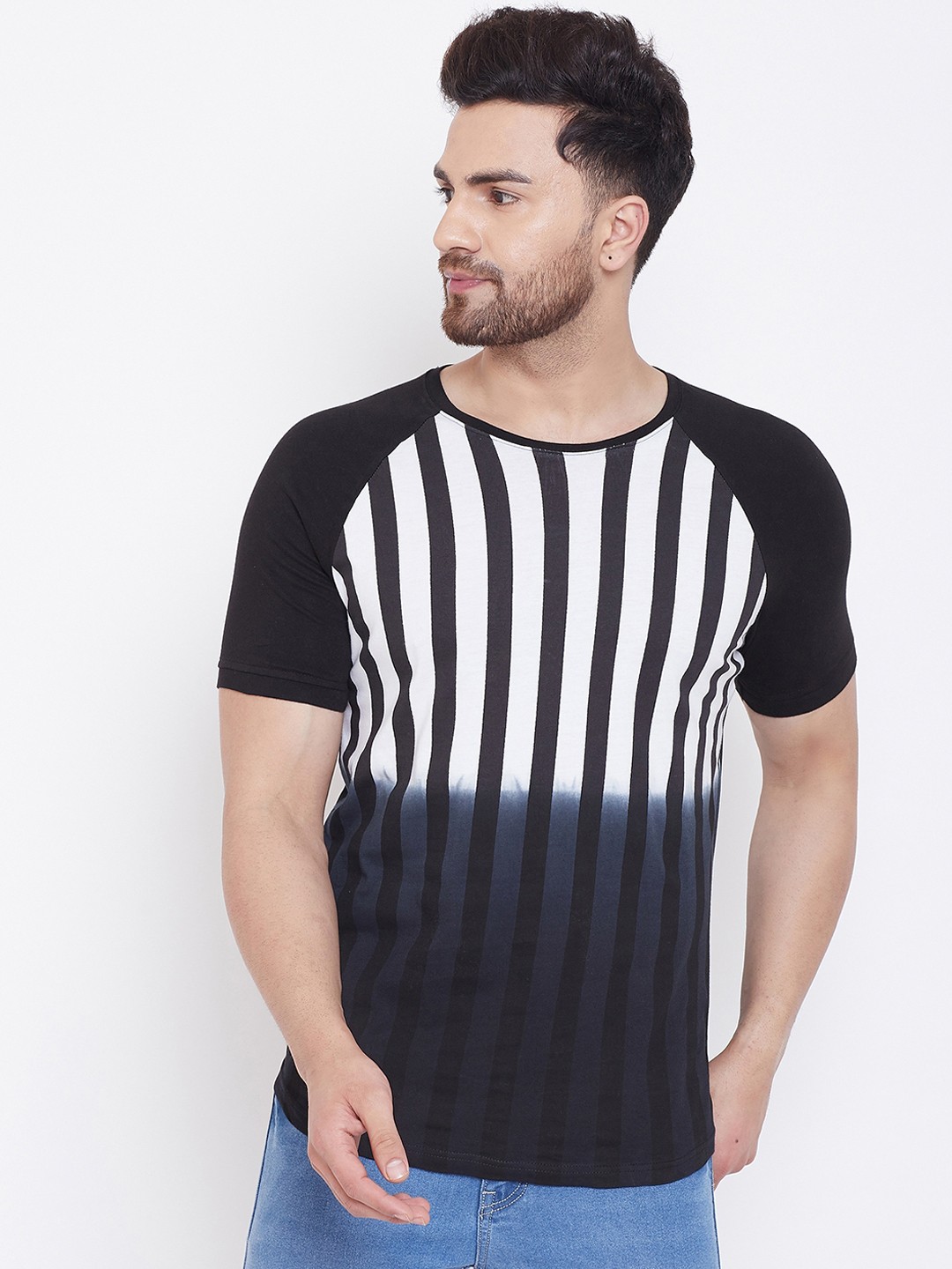 

GRITSTONES Men White Striped Round Neck T-shirt