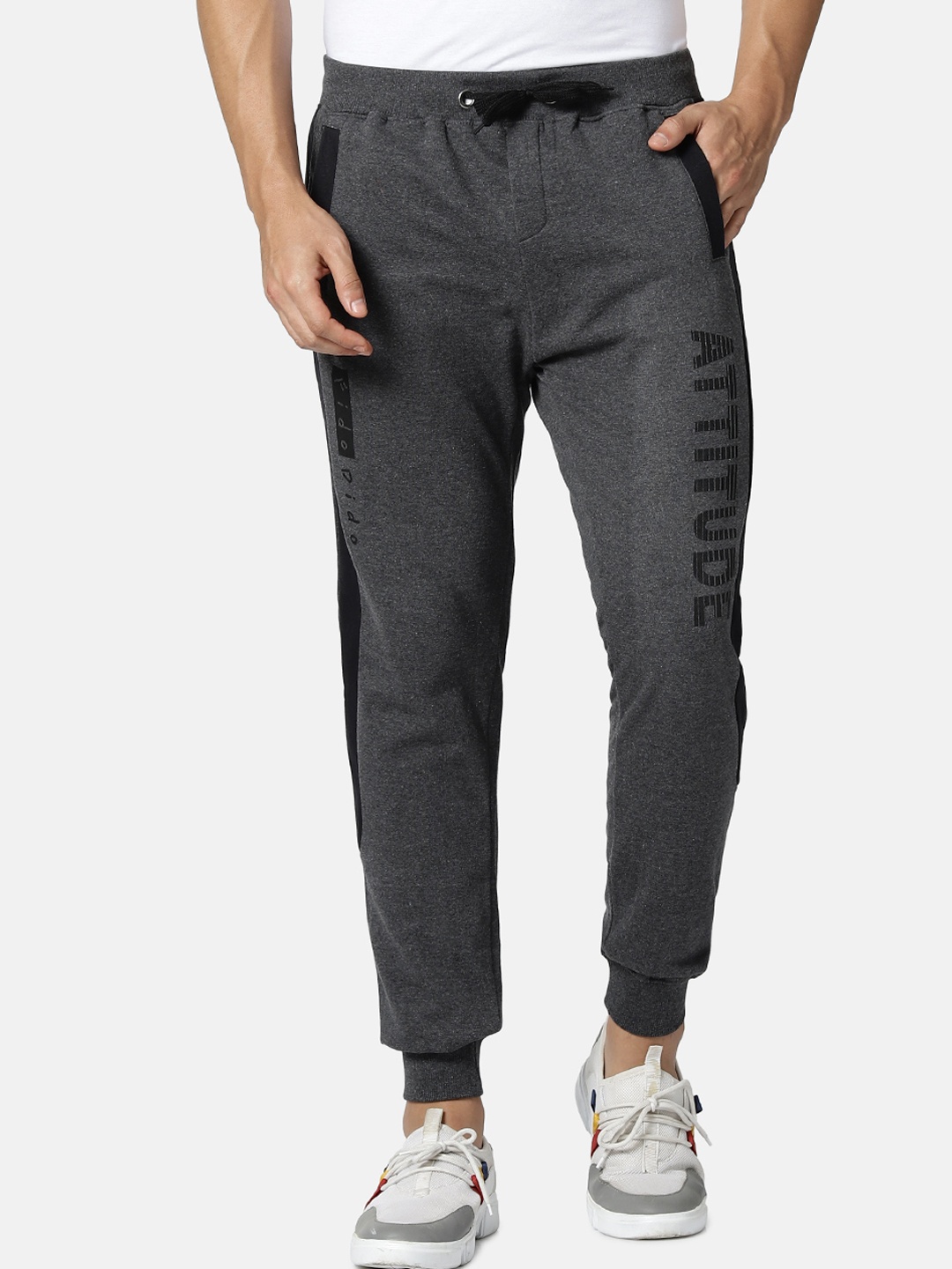 

FIDO DIDO Men Grey & Black Colourblocked Slim-Fit Joggers