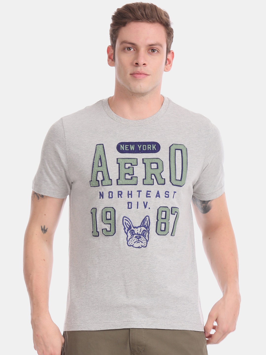

Aeropostale Men Grey Appliqued Round Neck T-shirt