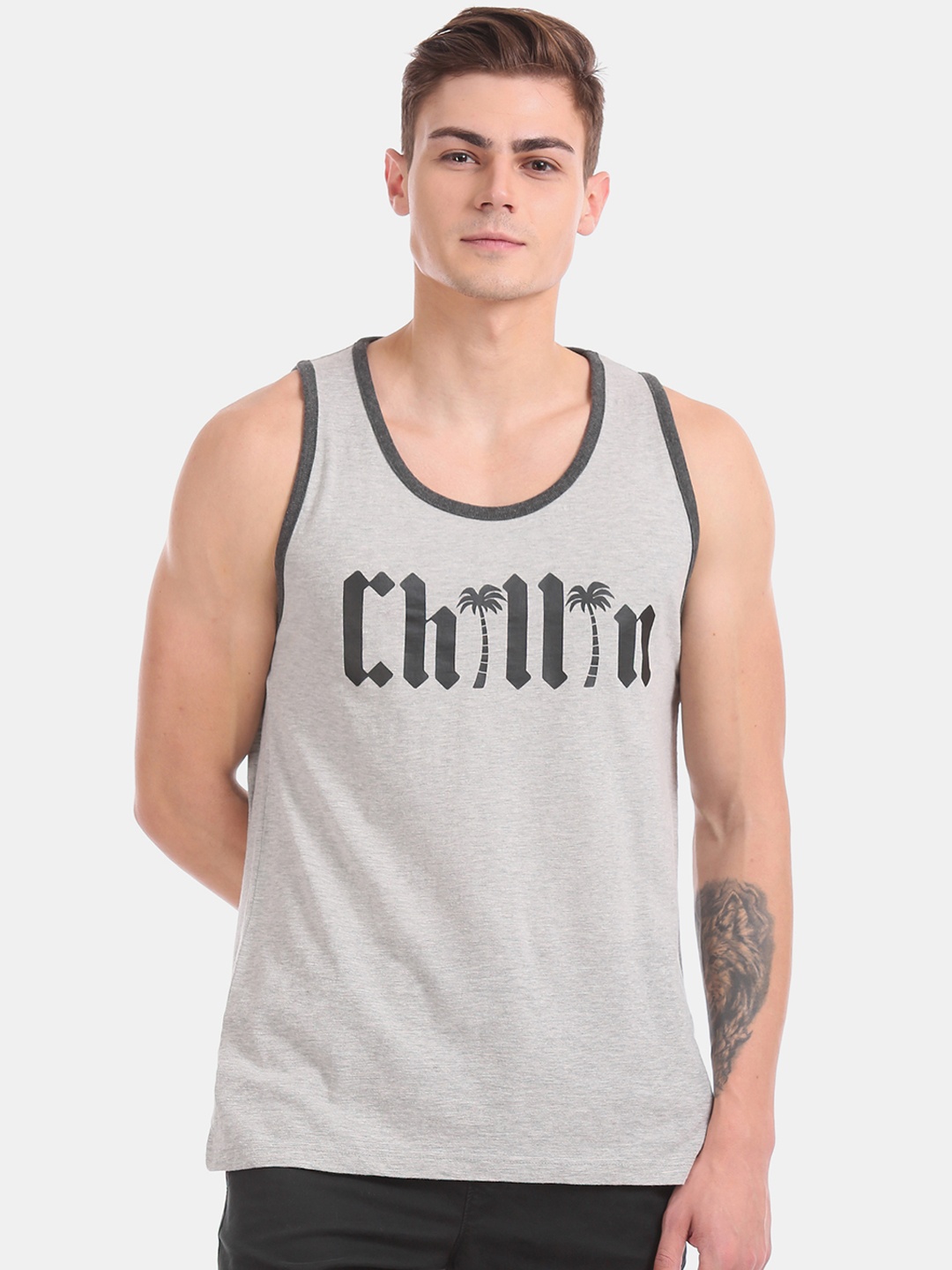 

Aeropostale Men Grey Printed Scoop Neck T-shirt