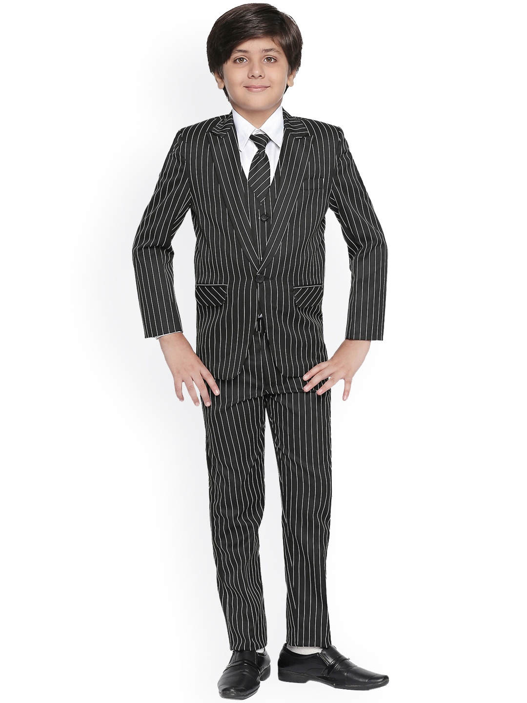 

Jeetethnics Boys Black & White Striped 5 Piece Tuxedo Suit