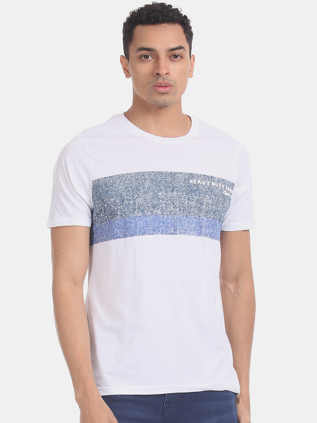 

Cherokee Men White Blue Colourblocked Round Neck Pure Cotton T-shirt