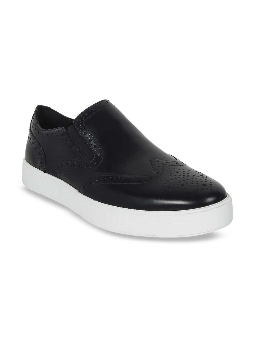 

Clarks Men Black Leather Slip-On Sneakers