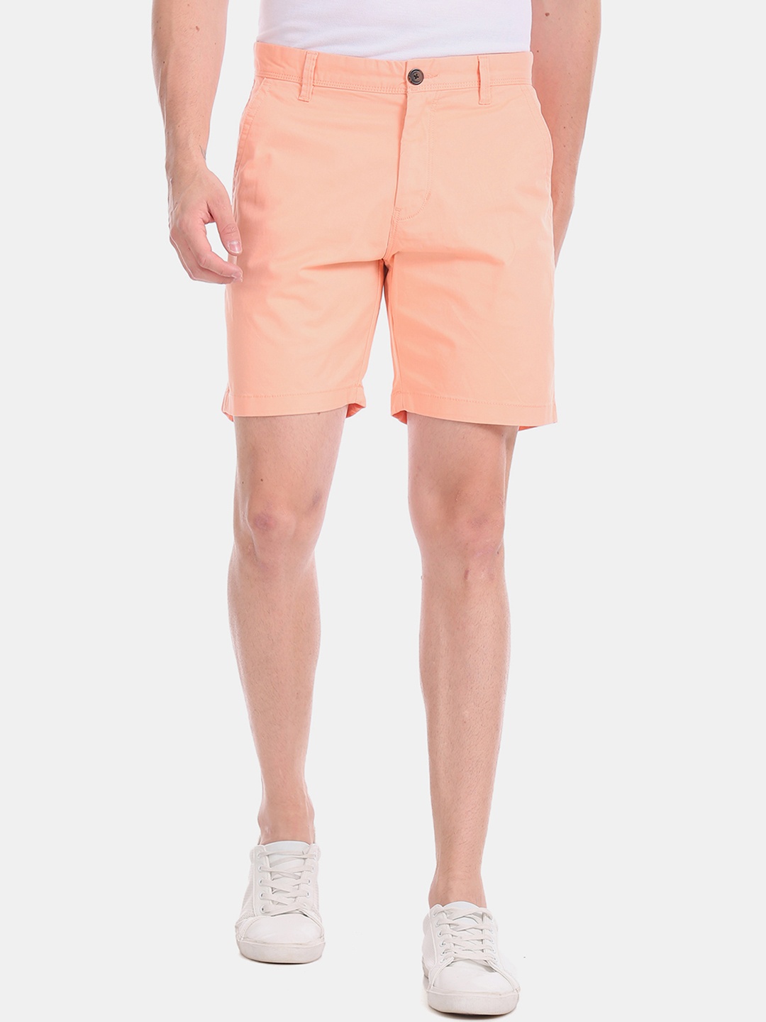 

Aeropostale Men Orange Solid Regular Fit Regular Shorts