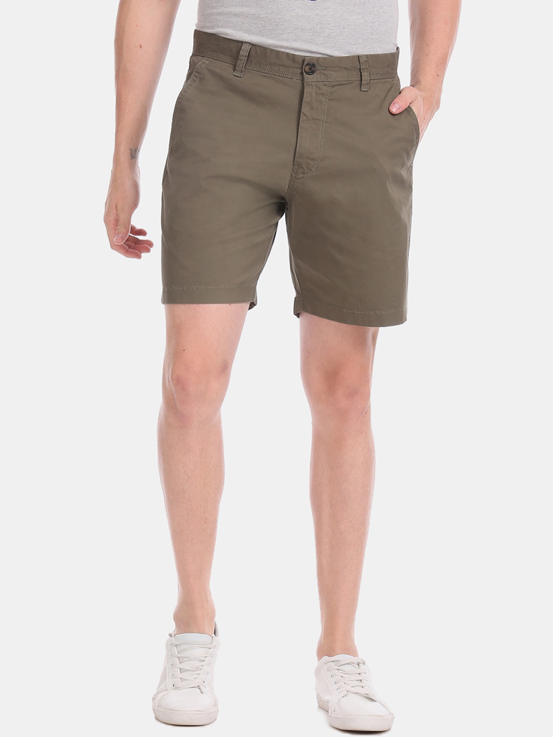 

Aeropostale Men Olive Green Solid Regular Shorts