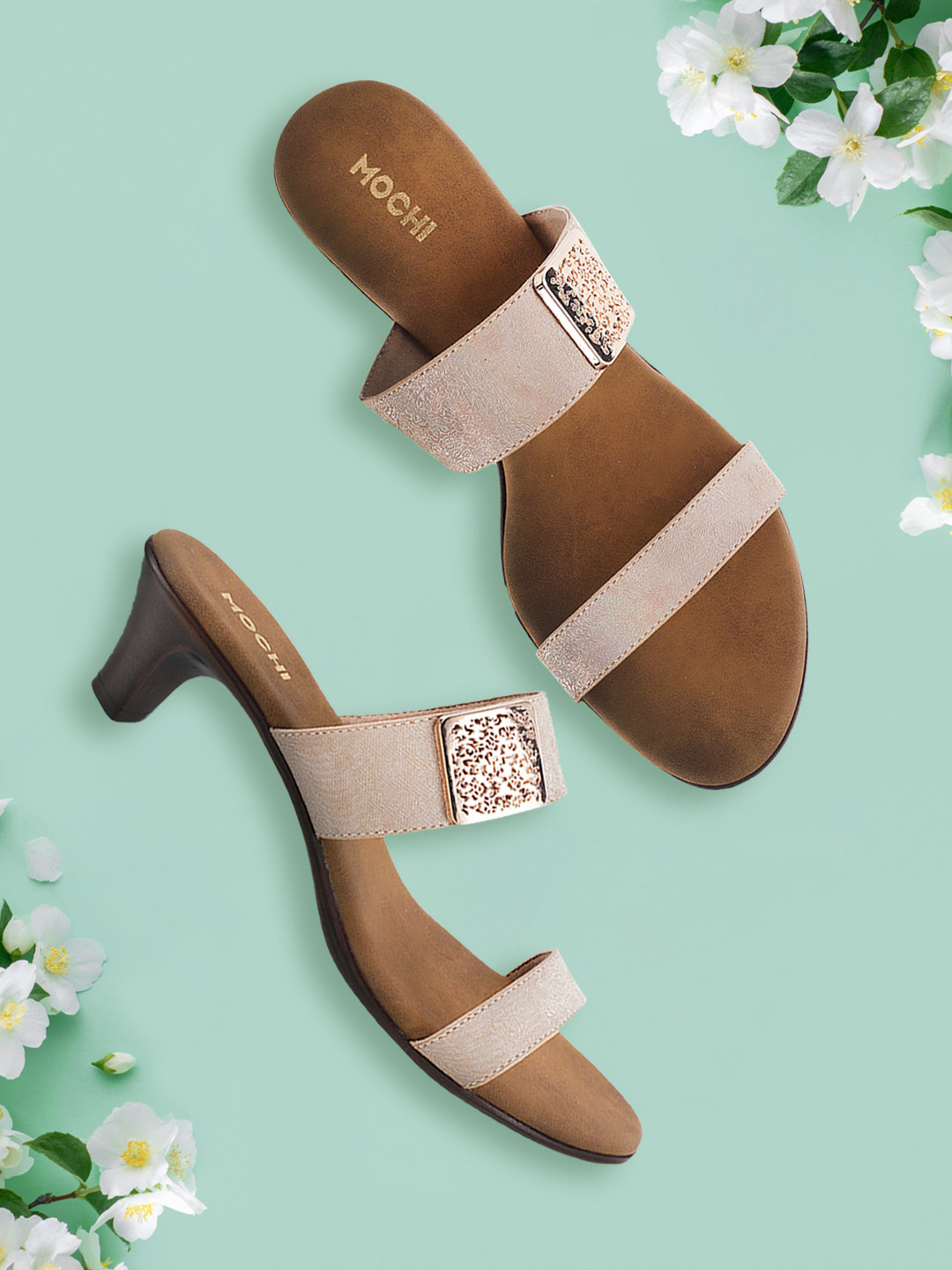 

Mochi Women Beige & Nude-Coloured Solid Sandals