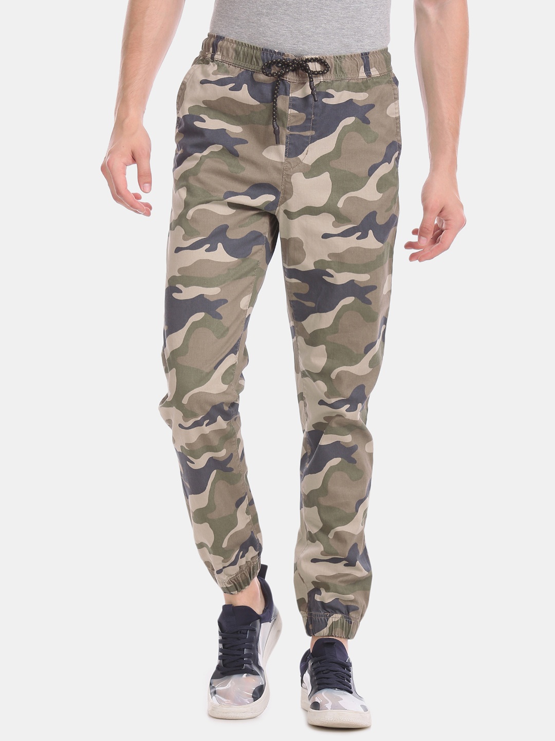 

Aeropostale Men Brown & Green Camouflage Printed Straight-Fit Woven Joggers