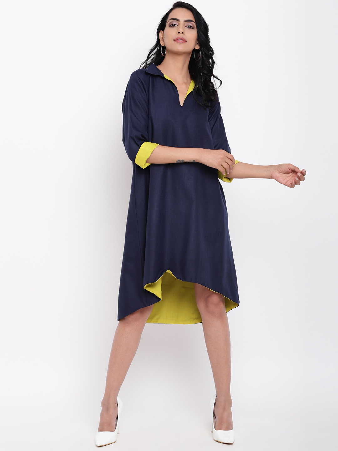 

trueBrowns Women Navy Blue Solid A-Line Dress