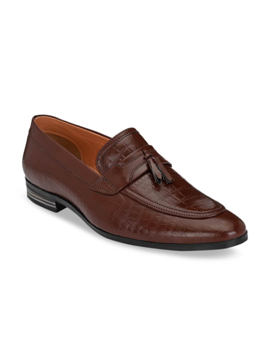 

Fentacia Men Brown Textured Leather Formal Tassel Loafers