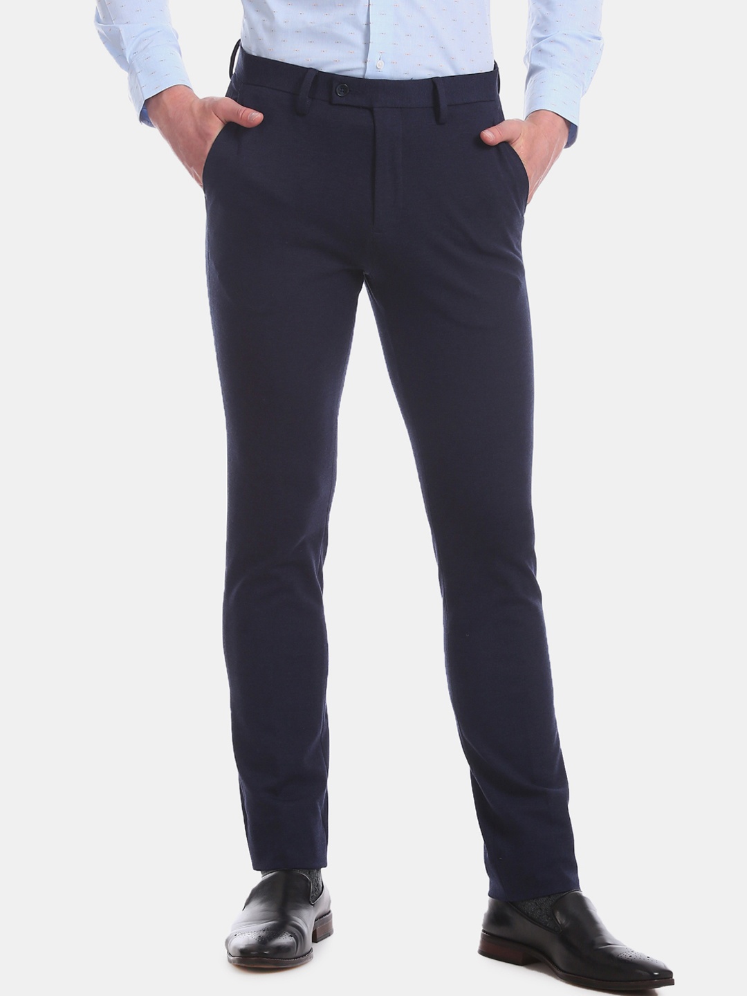 

Arrow Men Navy Blue Slim Fit Solid Formal Trousers