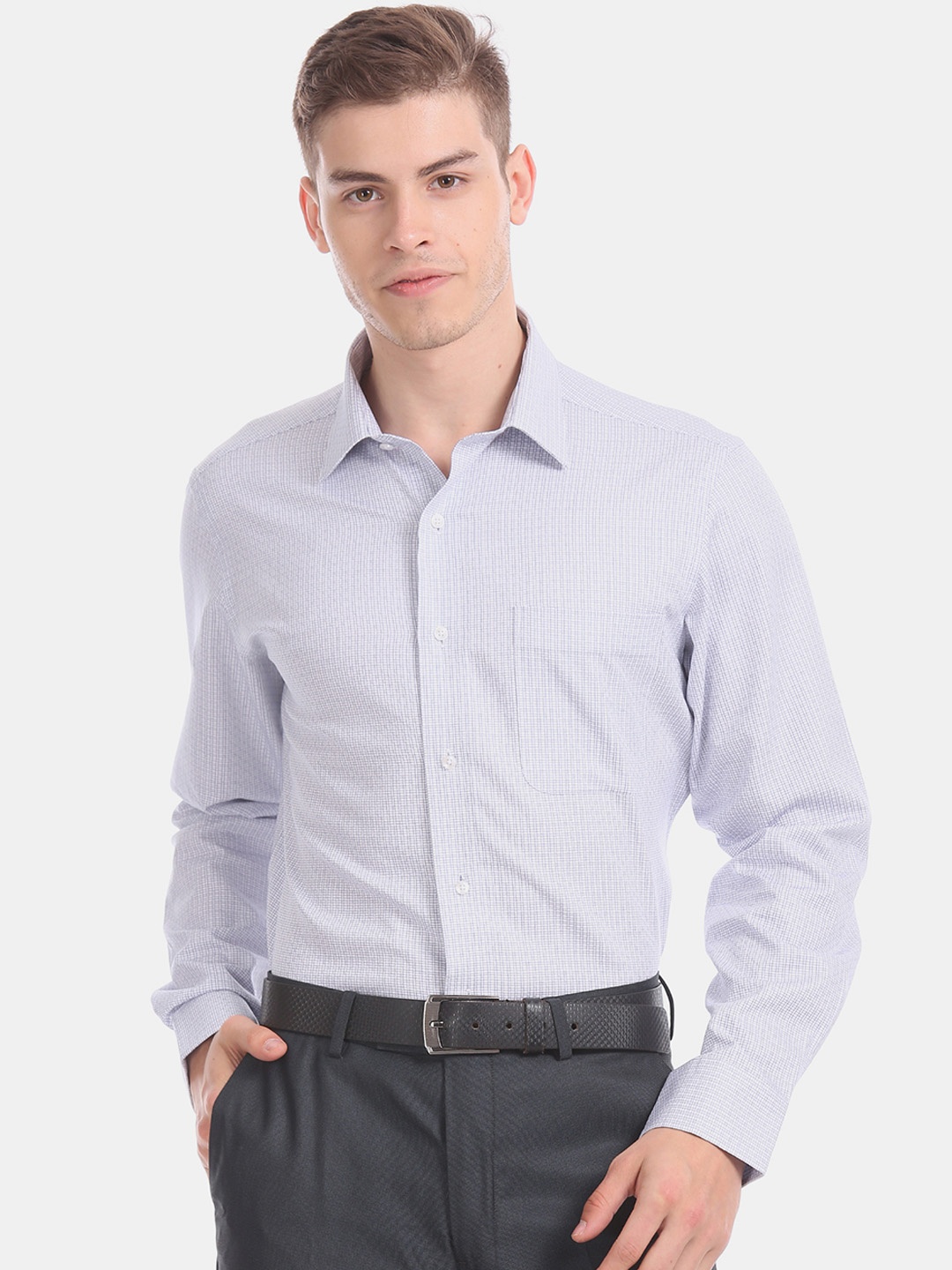 

Arrow Men Lavender Regular Fit Checked Formal Shirt