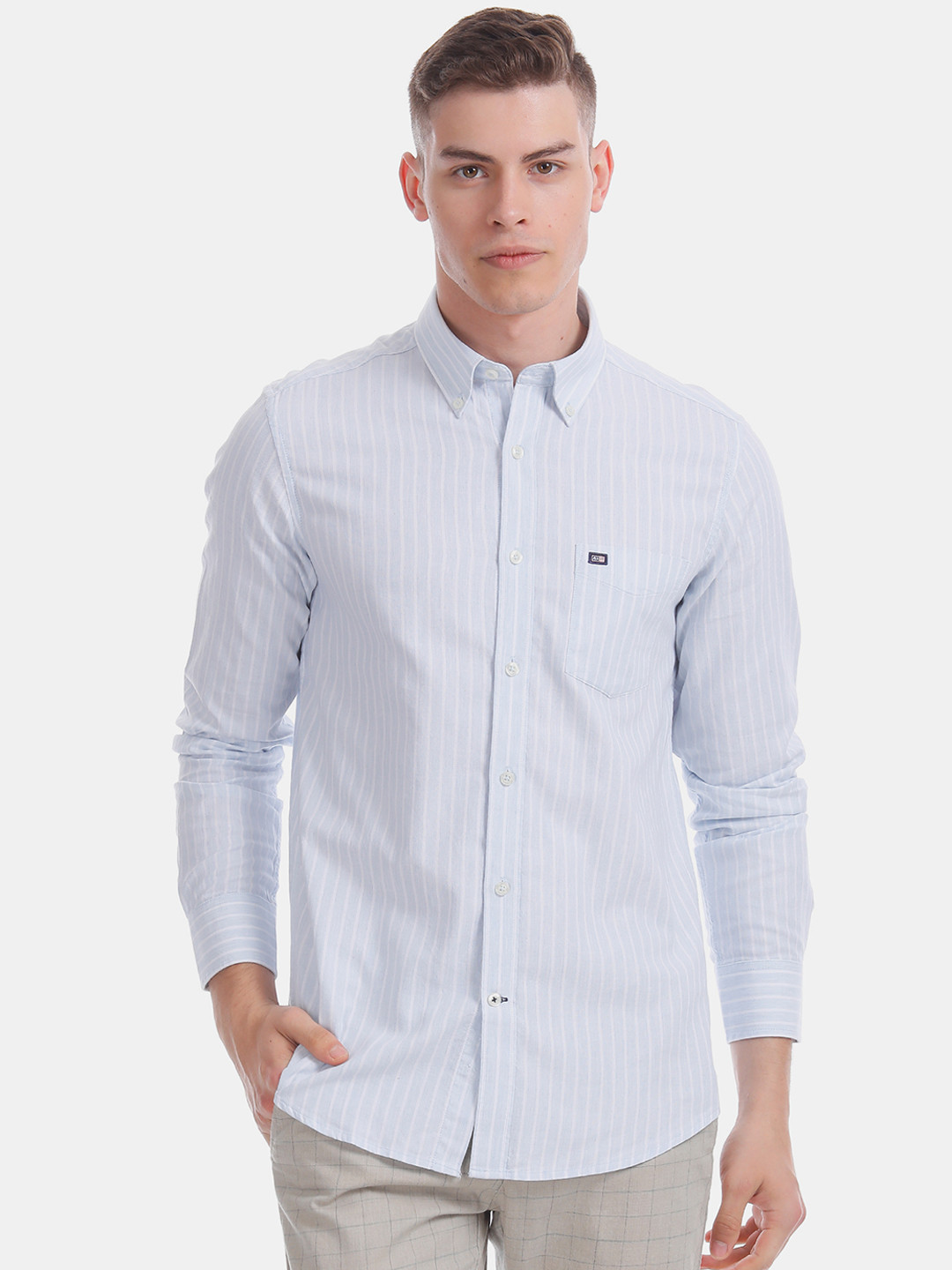 

Arrow Sport Men Blue & White Slim Fit Striped Casual Shirt