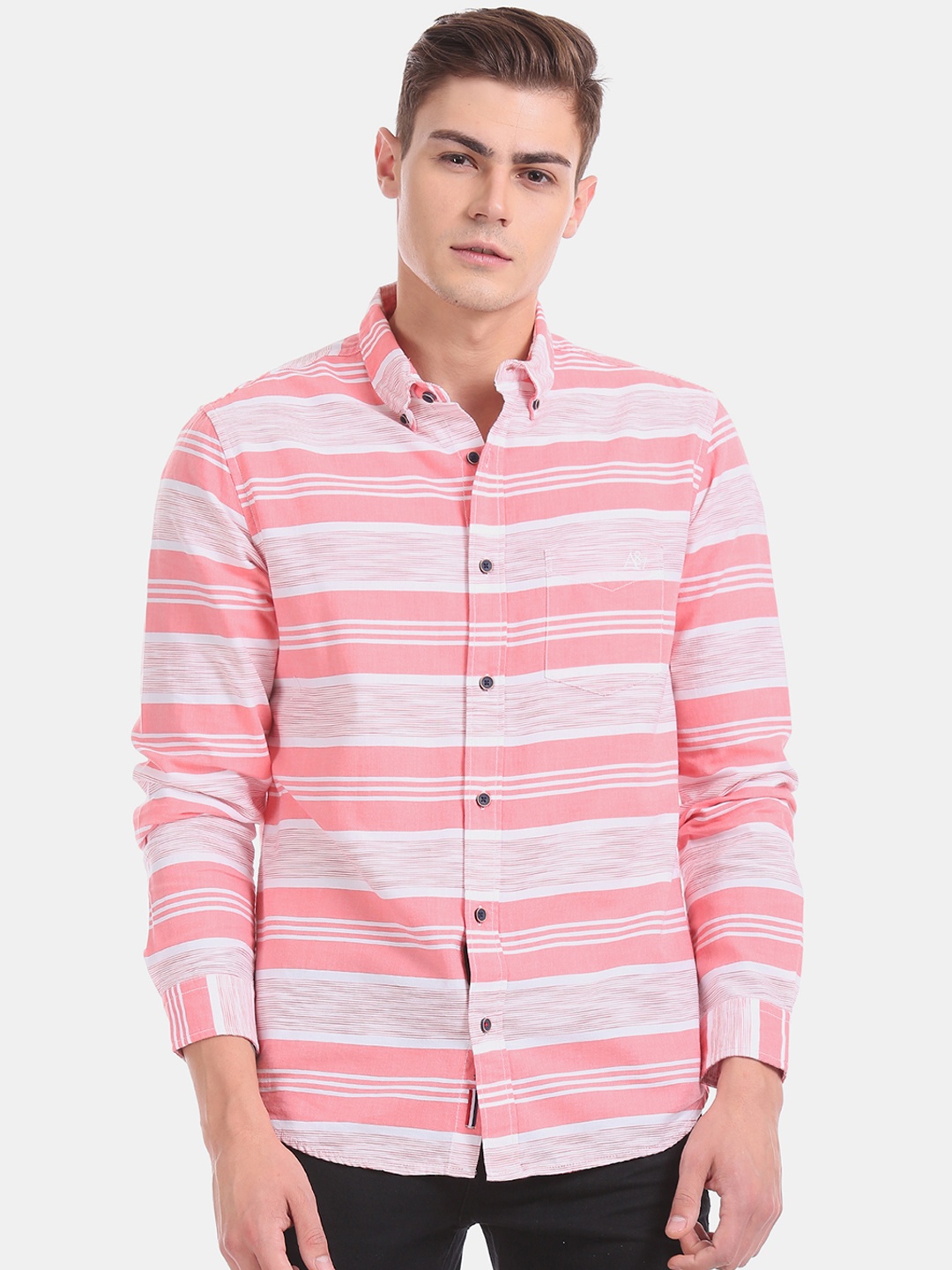 

Aeropostale Men Peach-Coloured & White Regular Fit Striped Casual Shirt