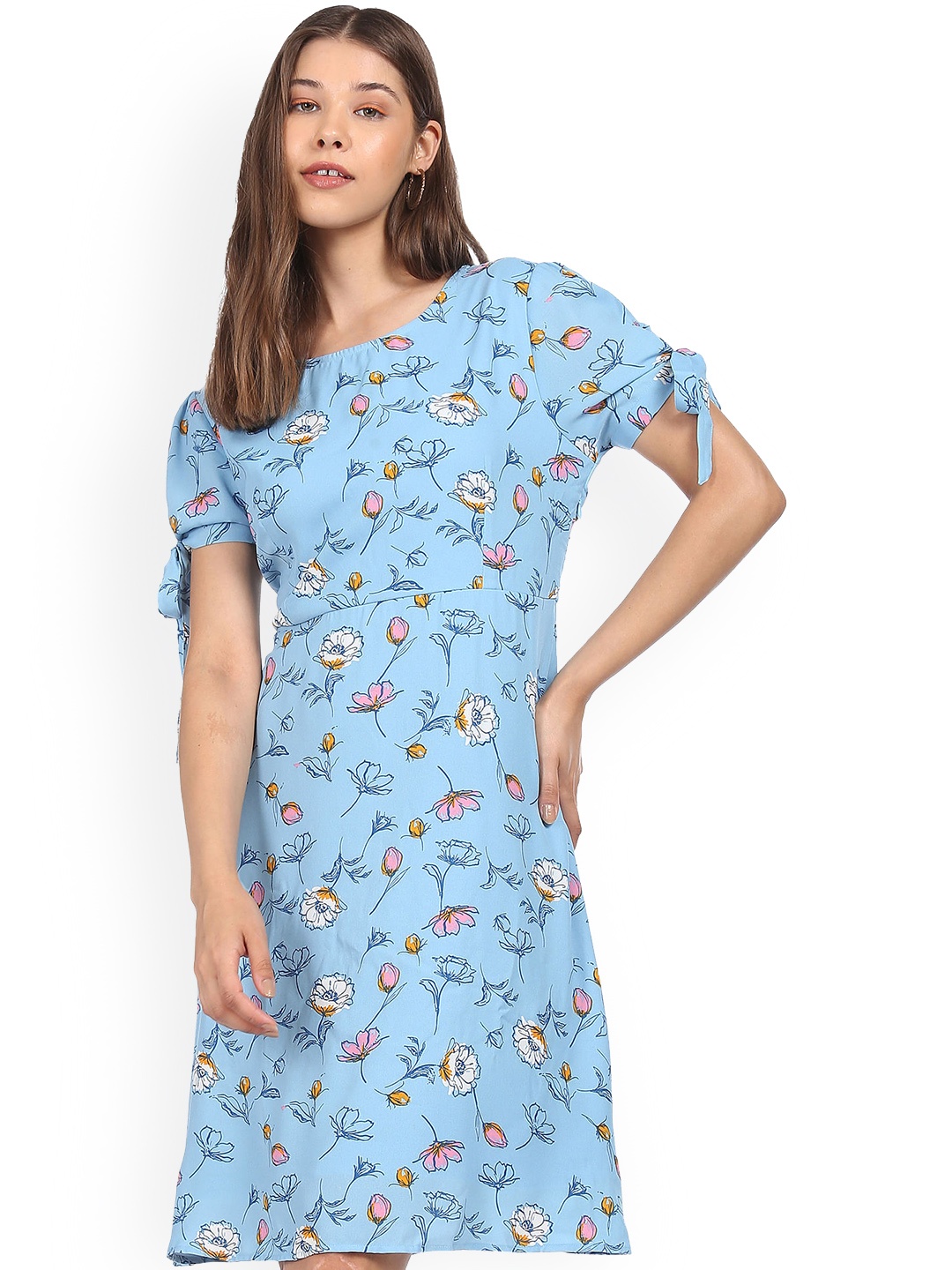 

Sugr Women Blue Floral Print Fit And Flare Dress