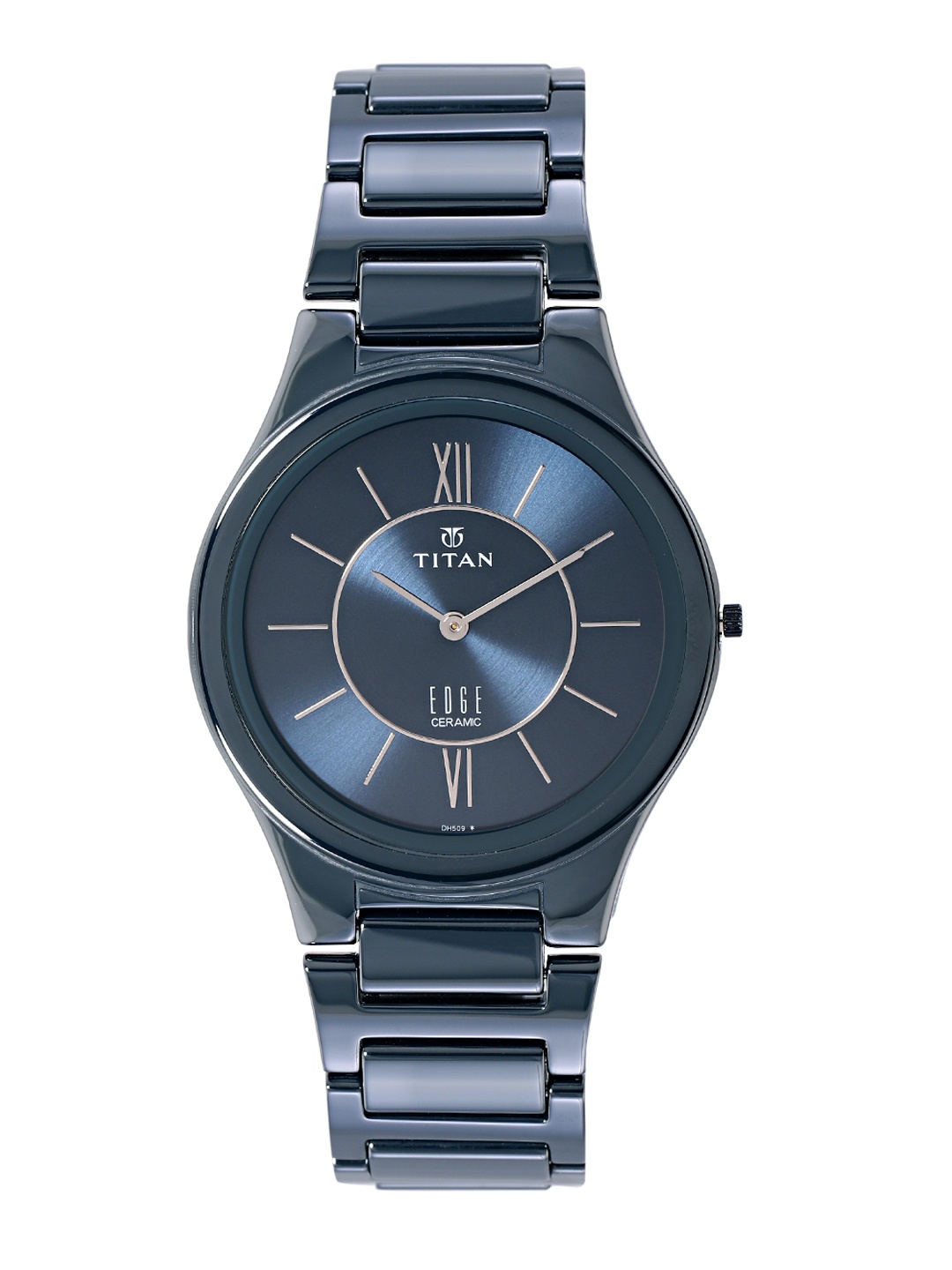 

Titan Men Bracelet Style Straps Analogue Watch NM1696QC03, Blue