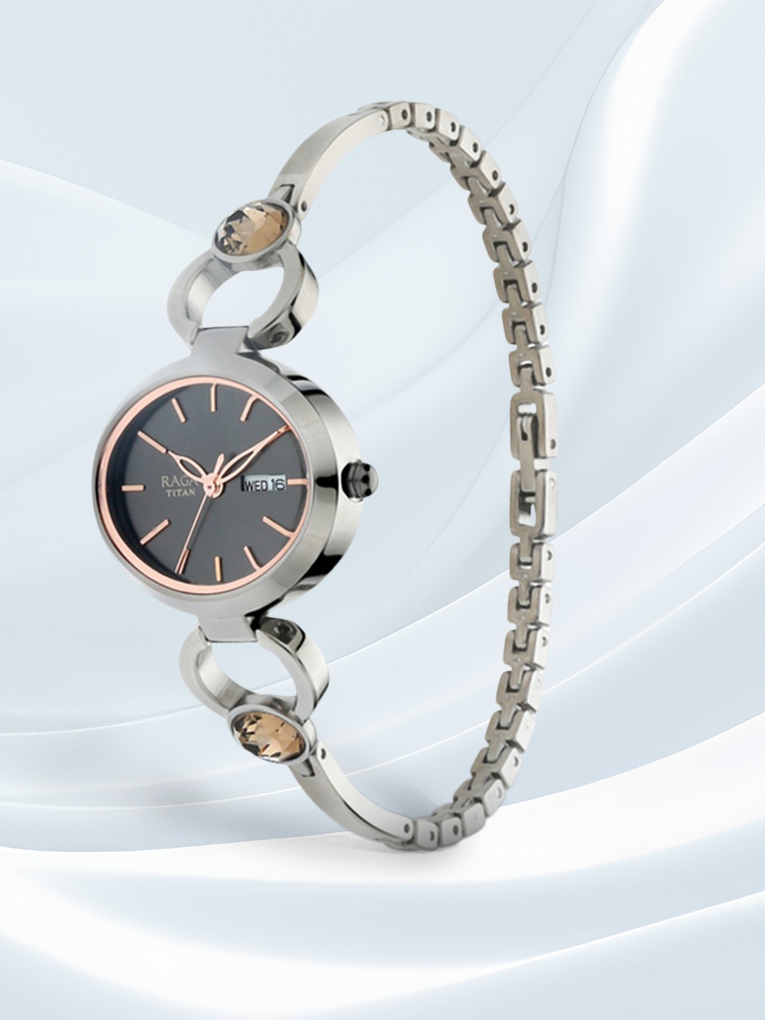 

Titan Women Grey Analogue Watch NM2621QM01